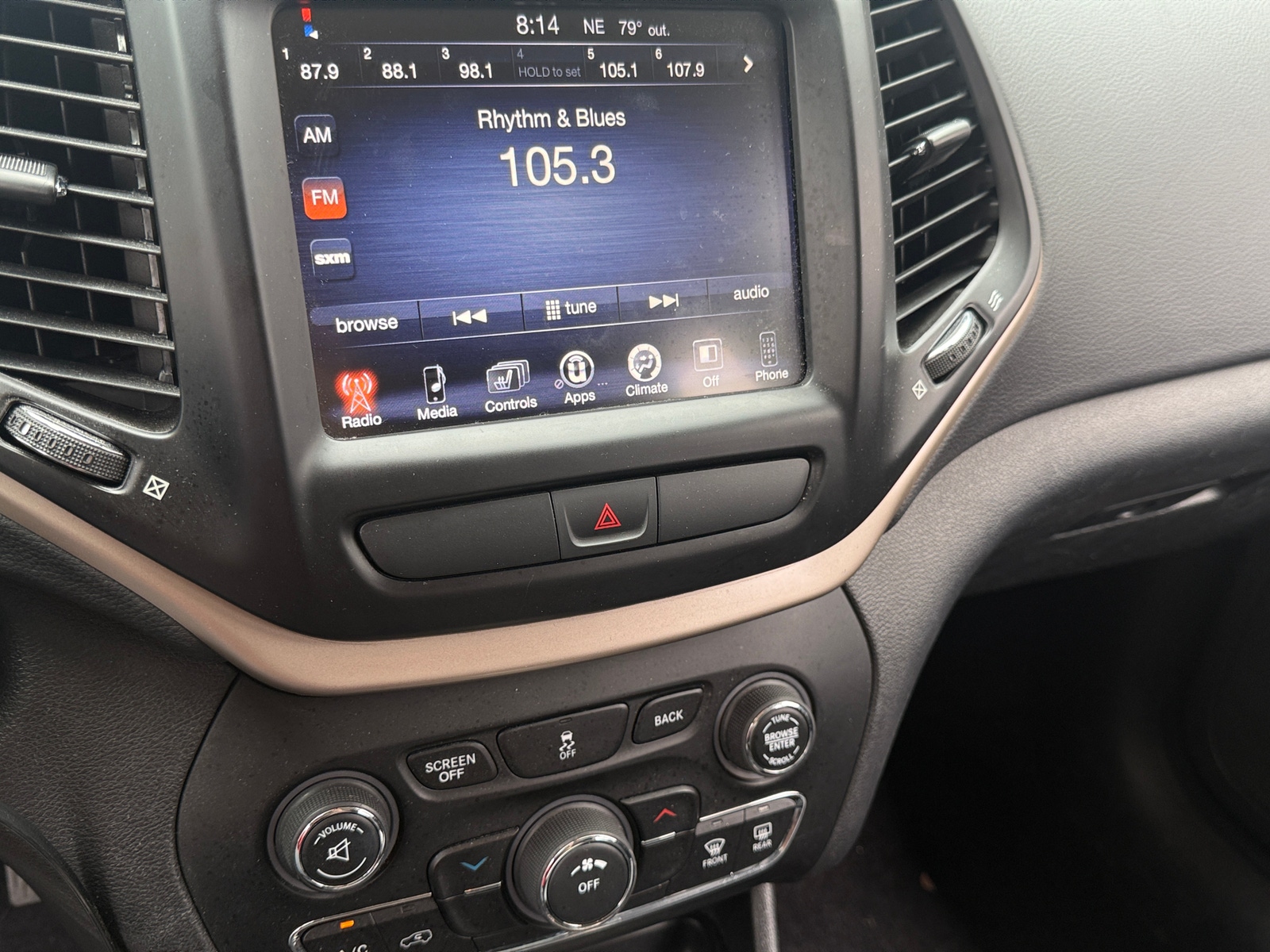 Thumbnail: 2017 Jeep Cherokee - 3