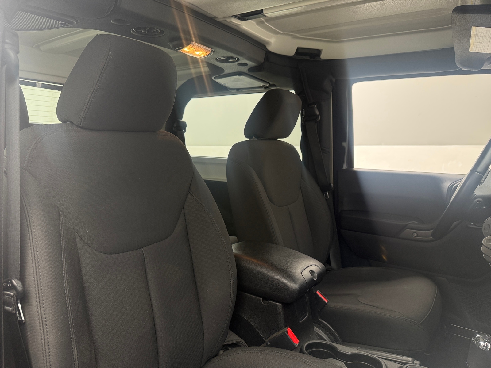 Thumbnail: 2016 Jeep Wrangler - 2