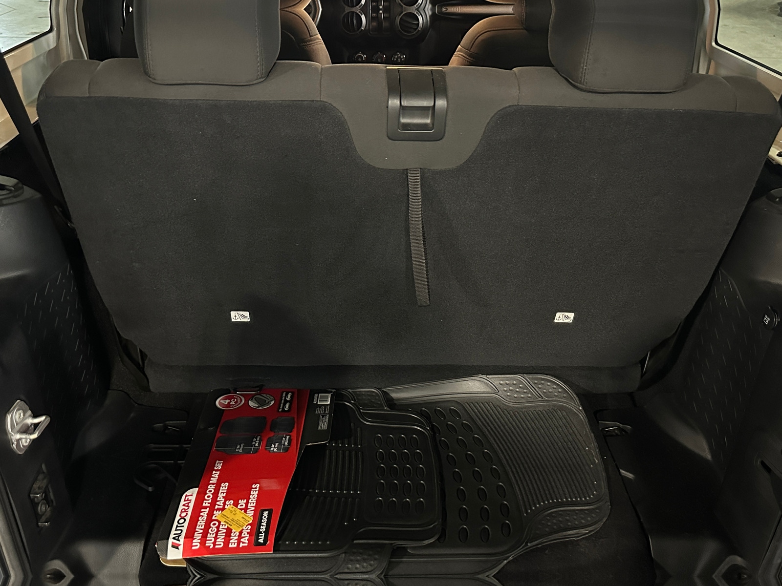 Thumbnail: 2016 Jeep Wrangler - 7