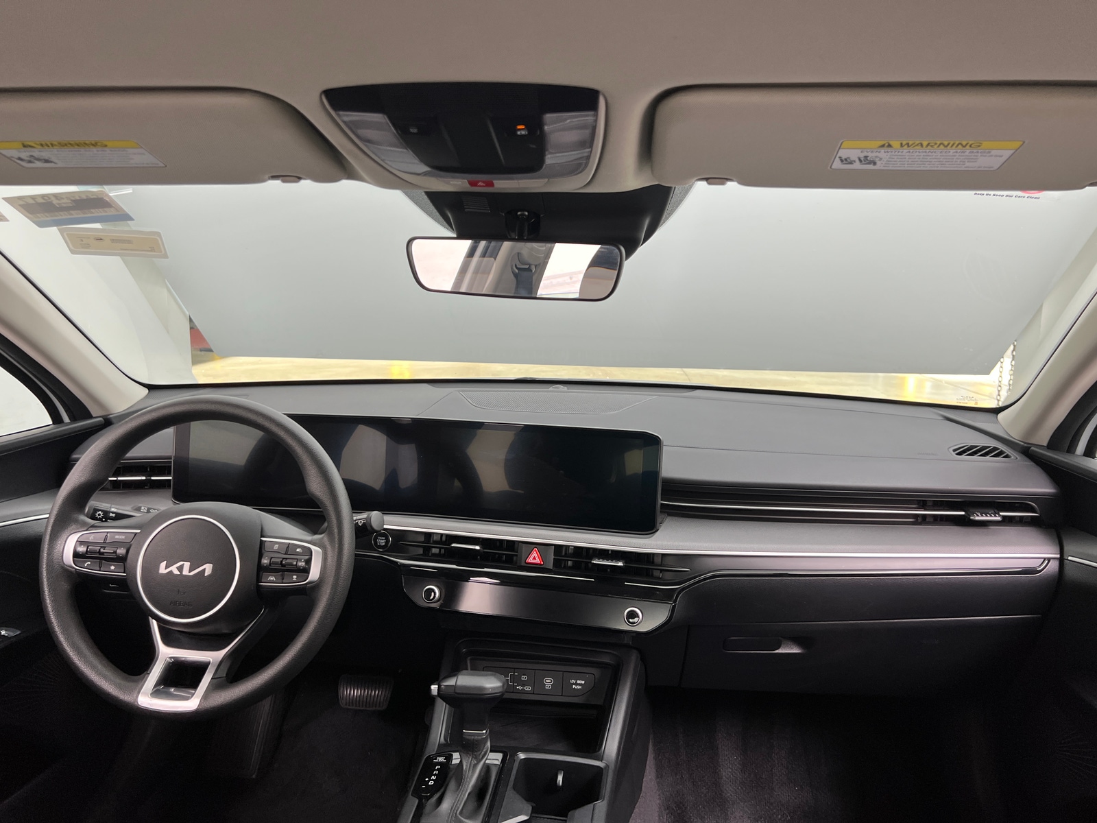 Thumbnail: 2025 Kia K5 - 3