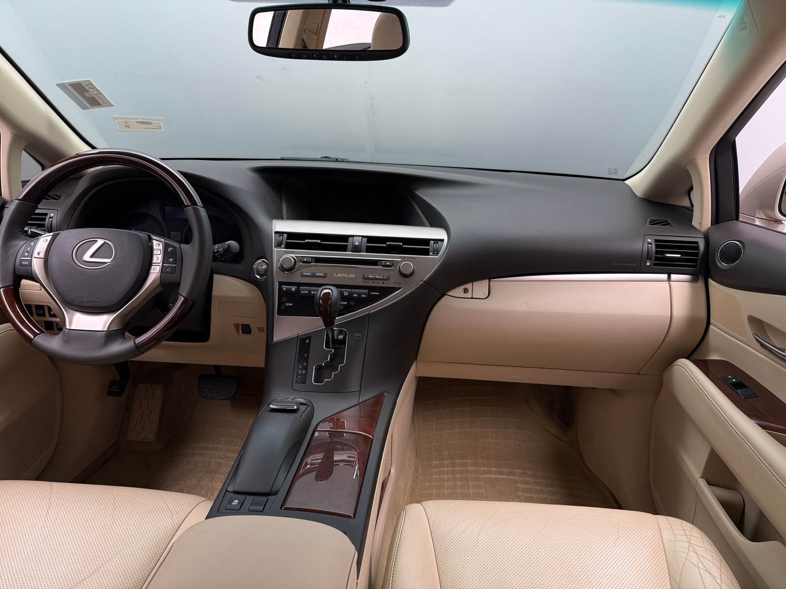 Thumbnail: 2015 Lexus RX - 3