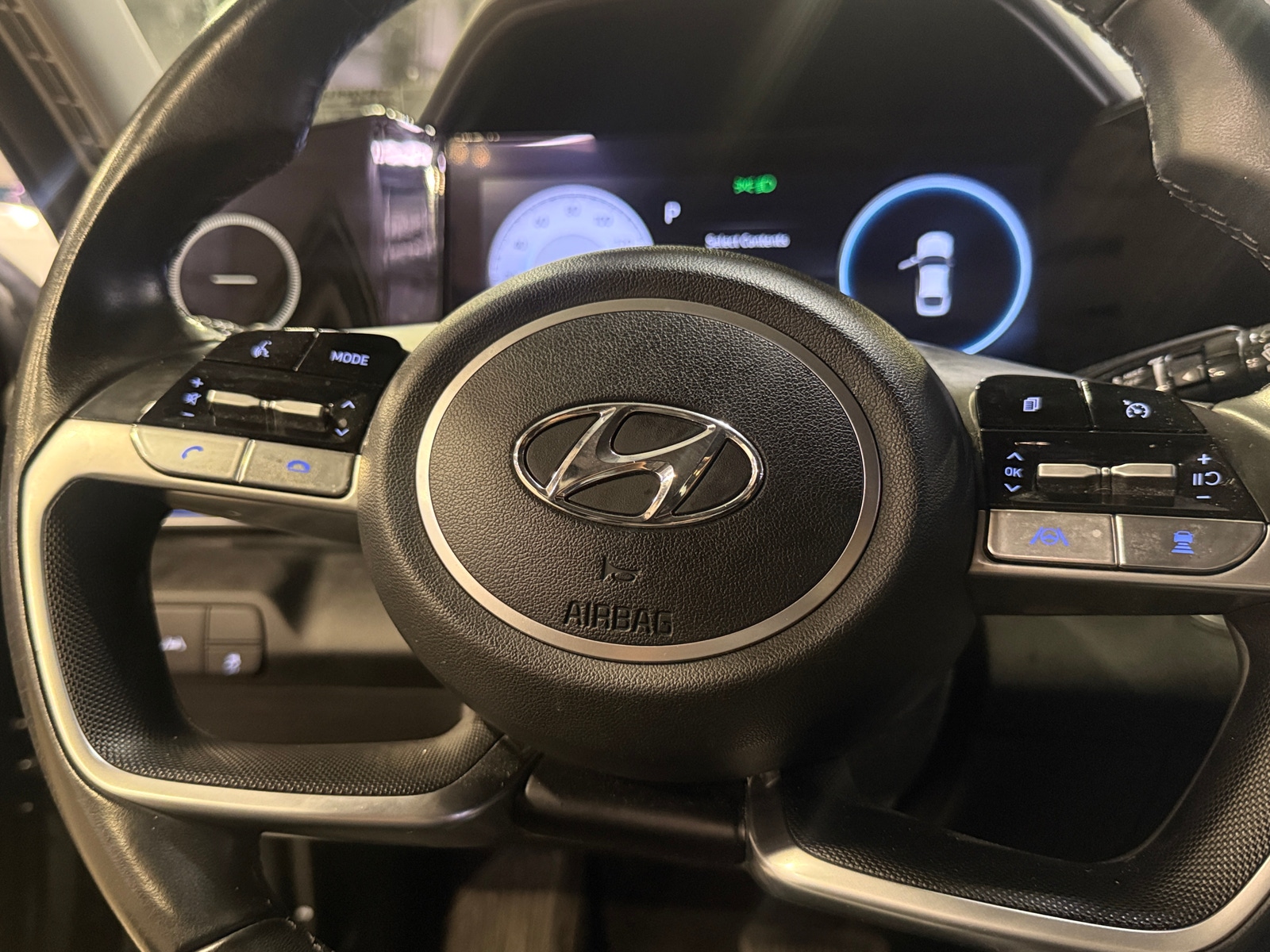 Thumbnail: 2022 Hyundai Elantra - 4