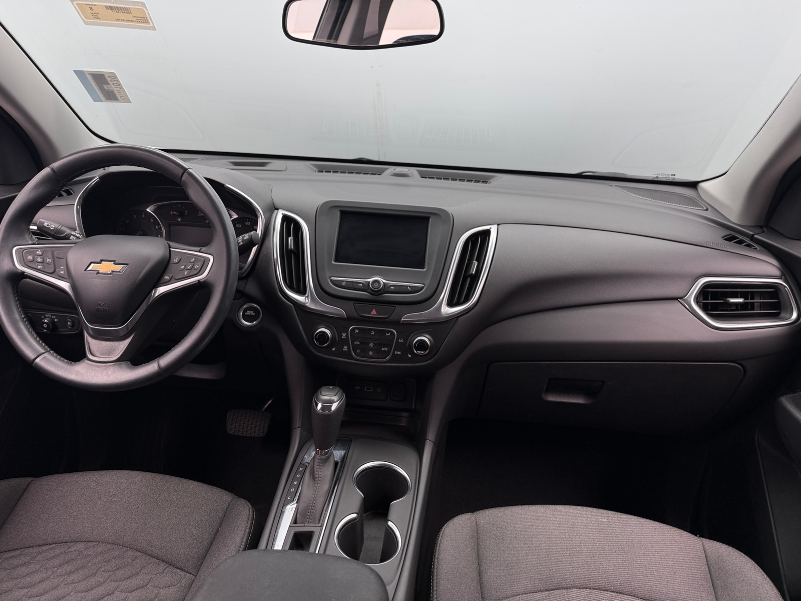 Thumbnail: 2021 Chevrolet Equinox - 3