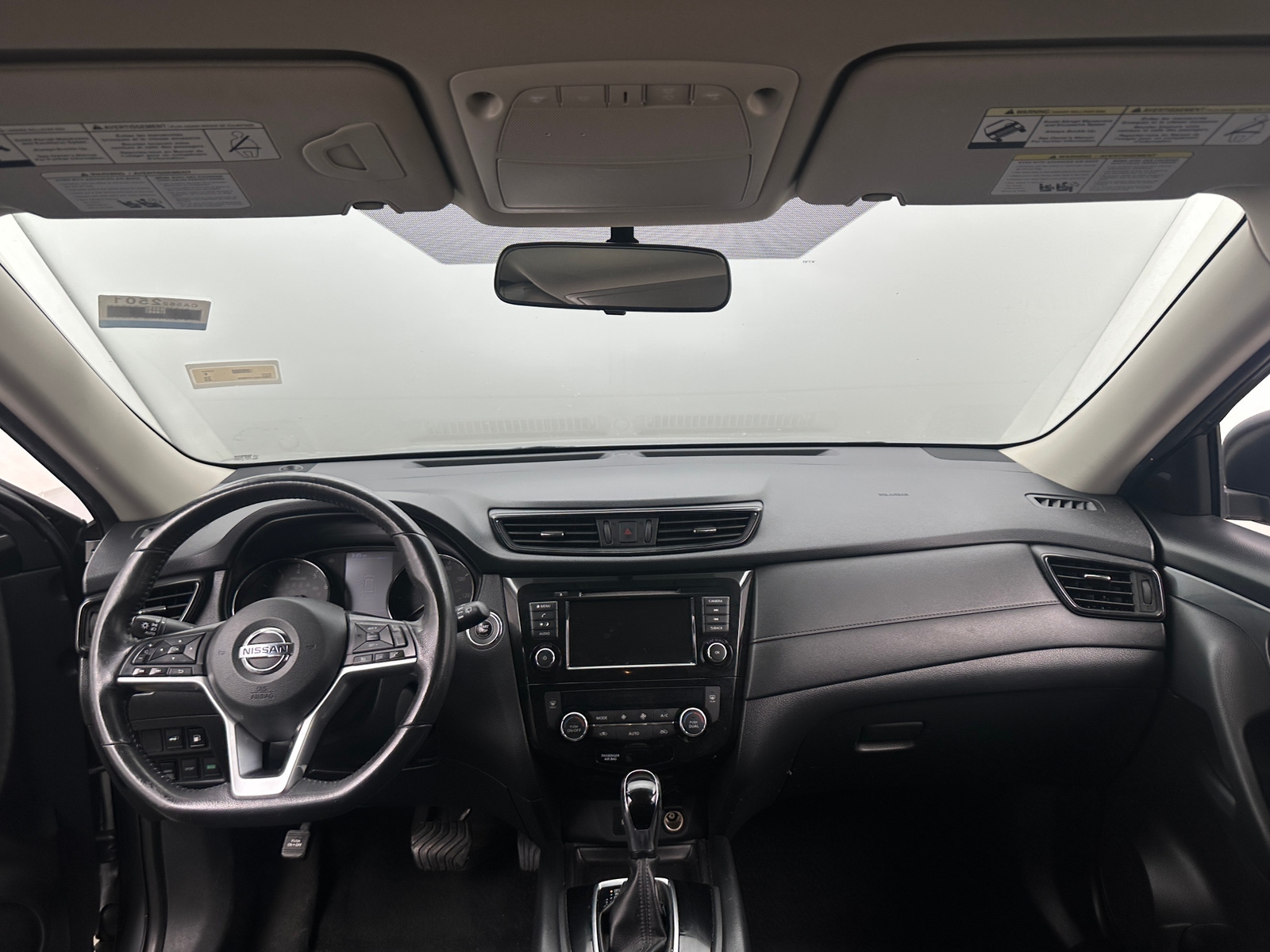 Thumbnail: 2018 Nissan Rogue - 3
