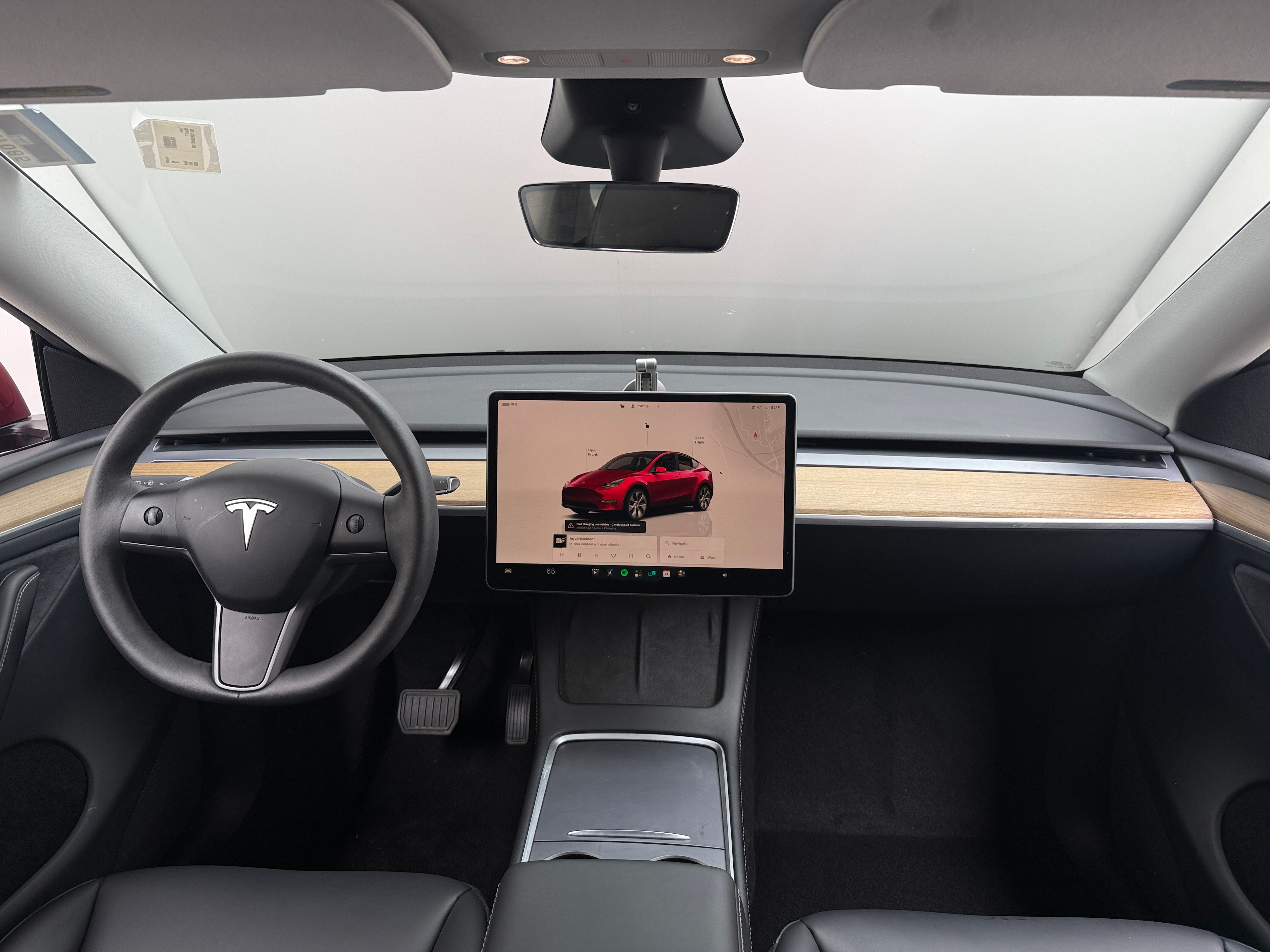 2024 Tesla Model Y Long Range - Photo 6