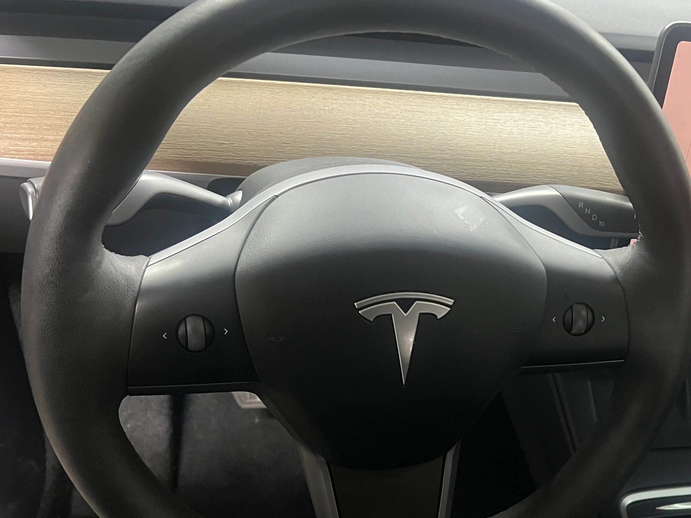 2024 Tesla Model Y Long Range - Photo 7