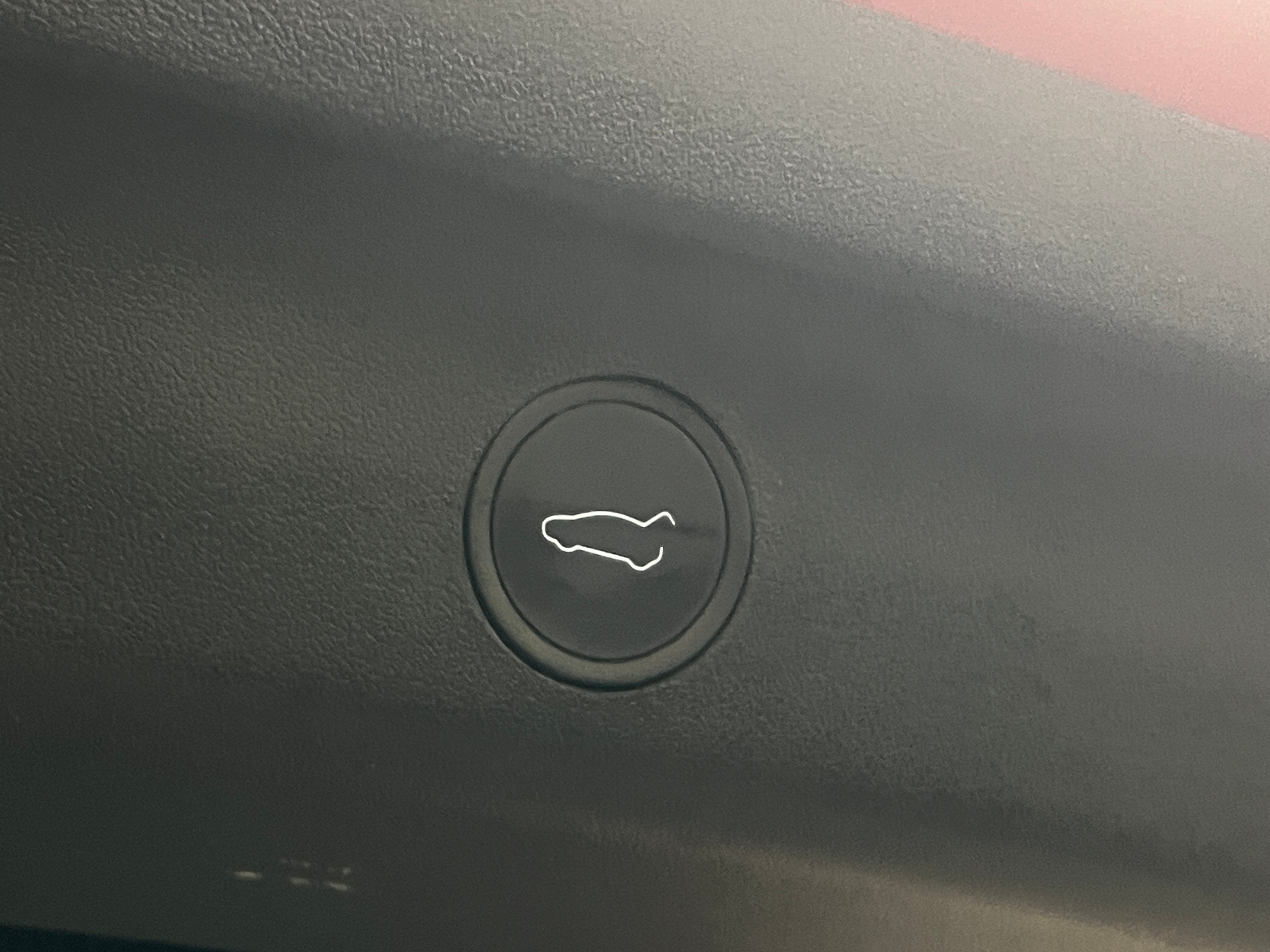 2024 Tesla Model Y Long Range - Photo 9