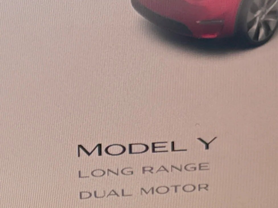 2024 Tesla Model Y Long Range - Photo 11