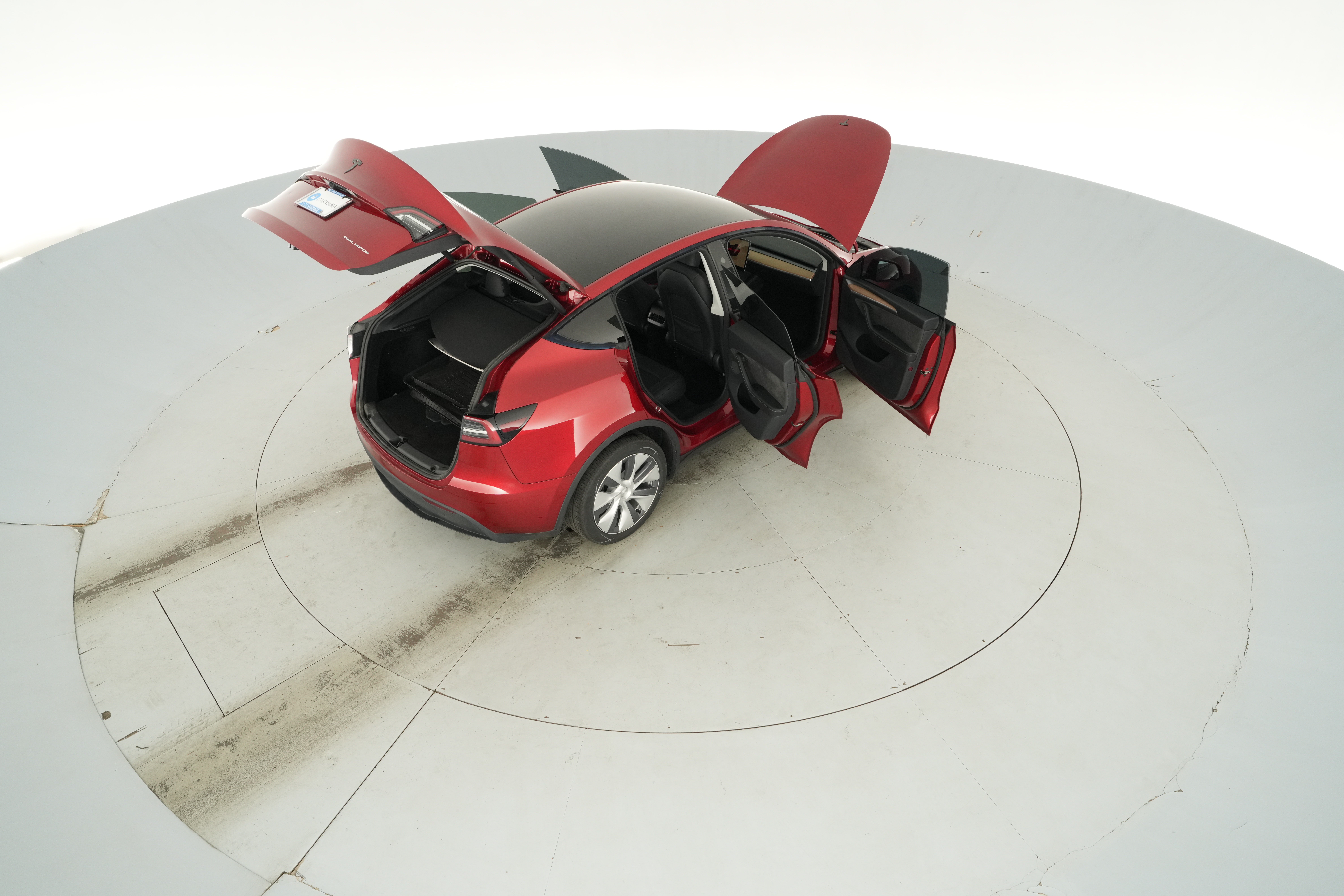 2024 Tesla Model Y Long Range - Photo 51