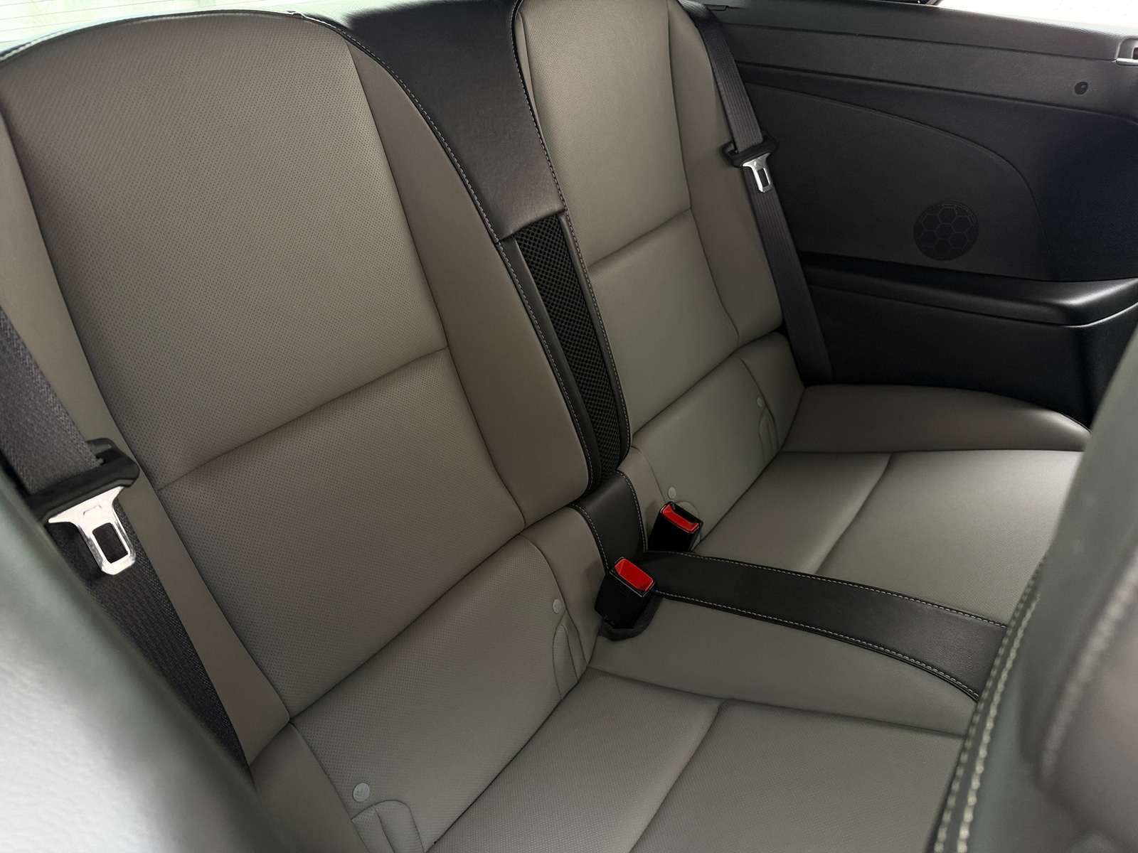 Thumbnail: 2011 Chevrolet Camaro - 5