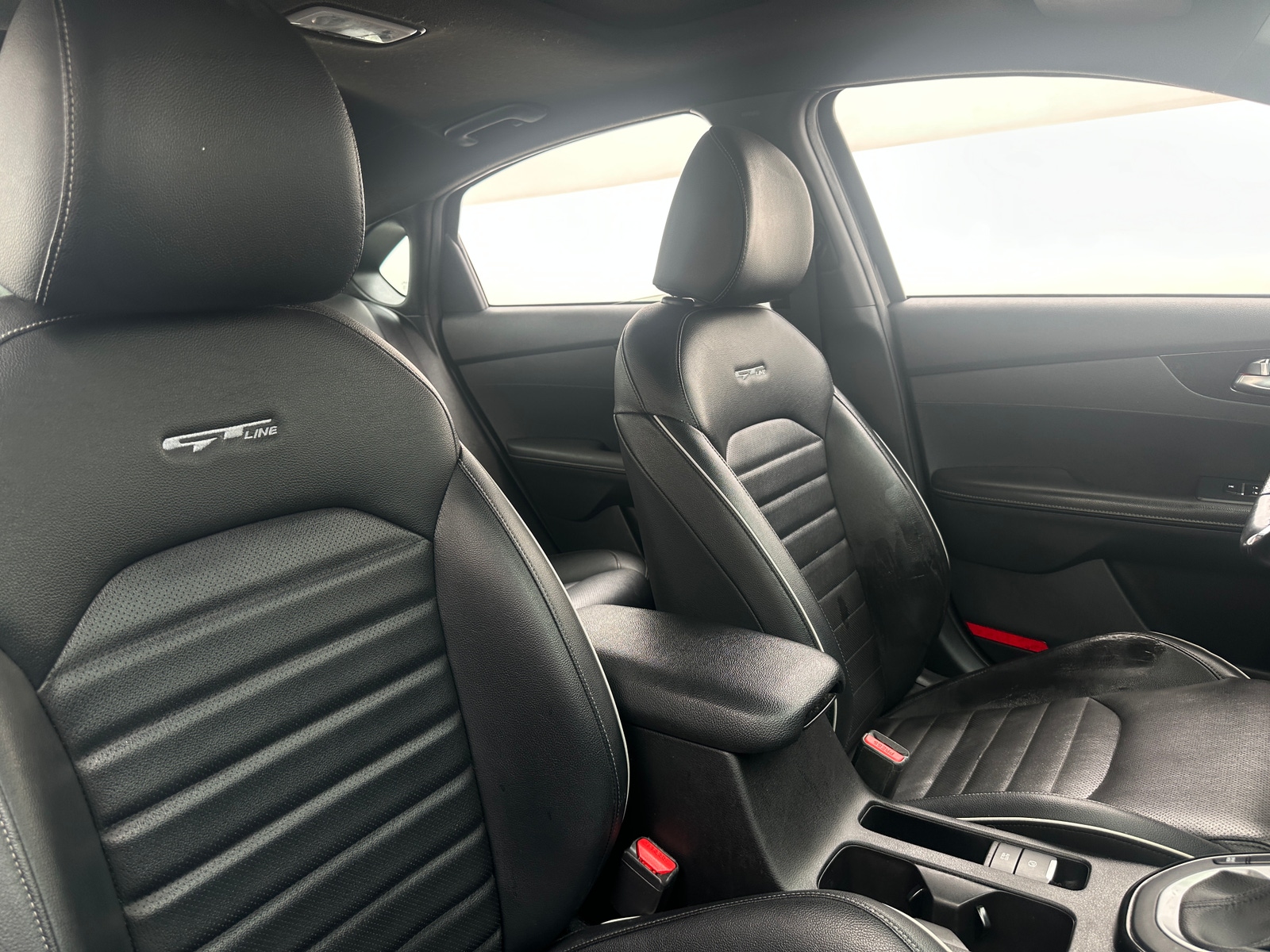 Thumbnail: 2022 Kia Forte - 2