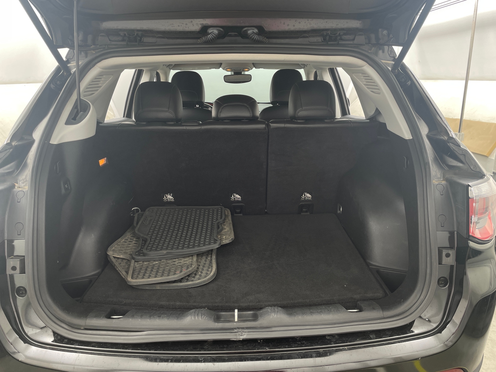 Thumbnail: 2018 Jeep Compass - 7