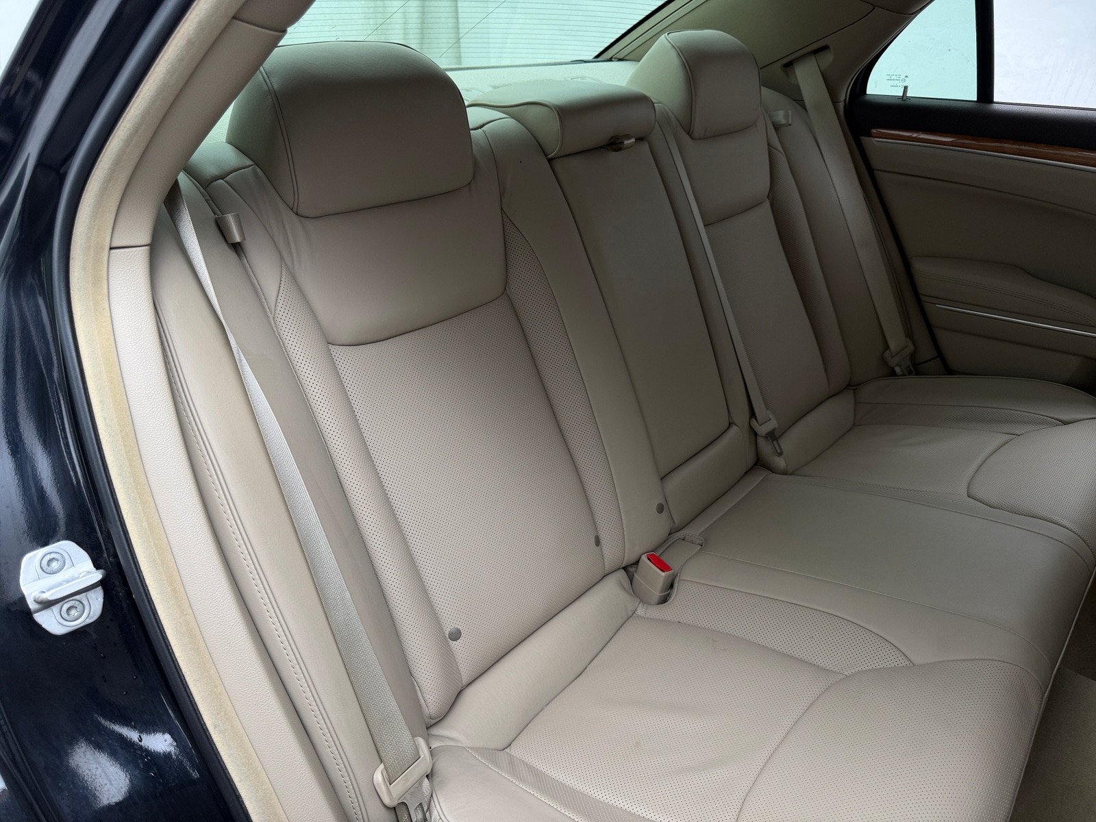 Thumbnail: 2013 Chrysler 300 - 5