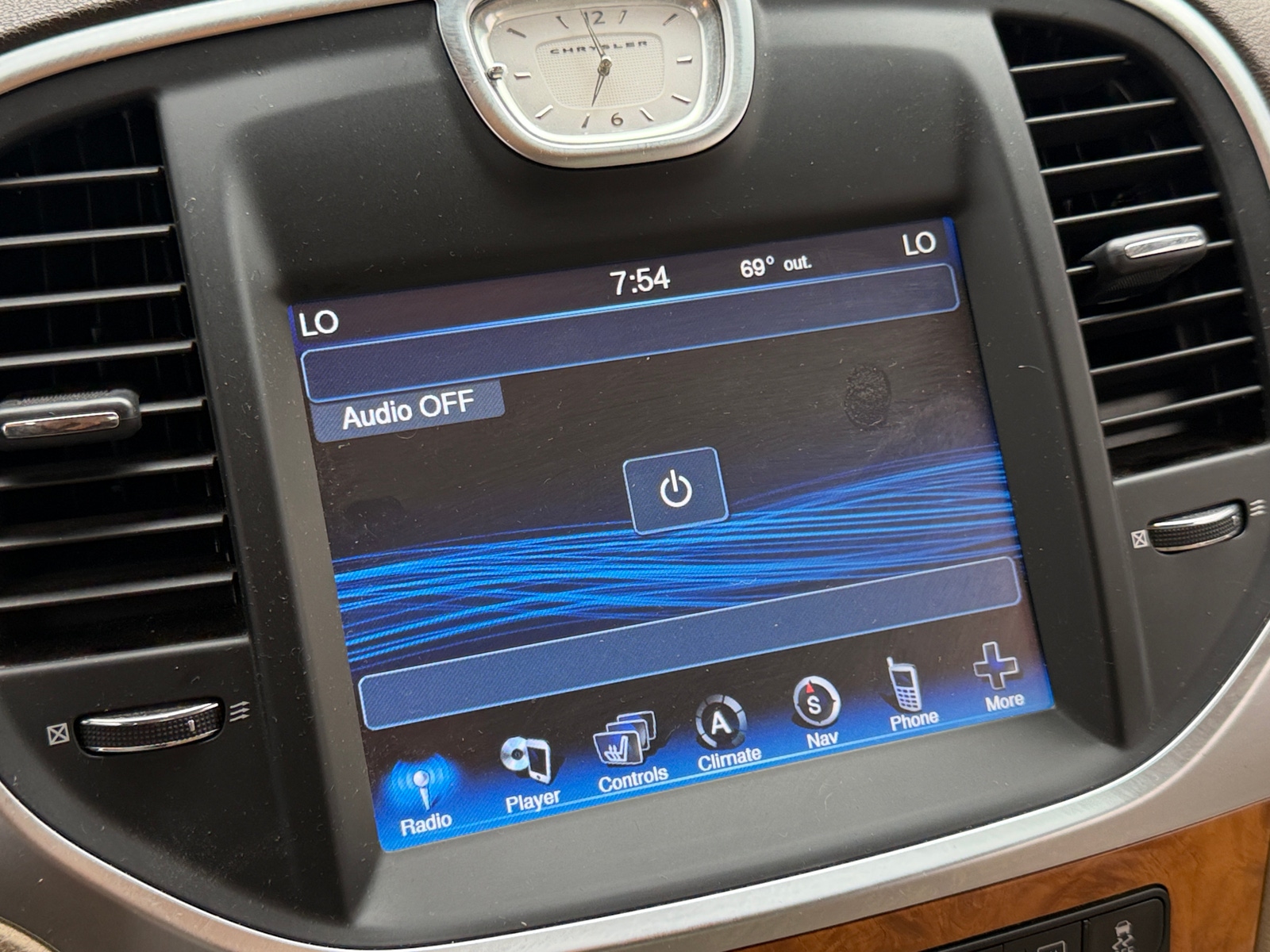 Thumbnail: 2013 Chrysler 300 - 3