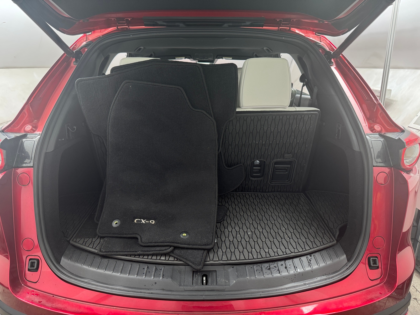 Thumbnail: 2021 Mazda CX-9 - 6