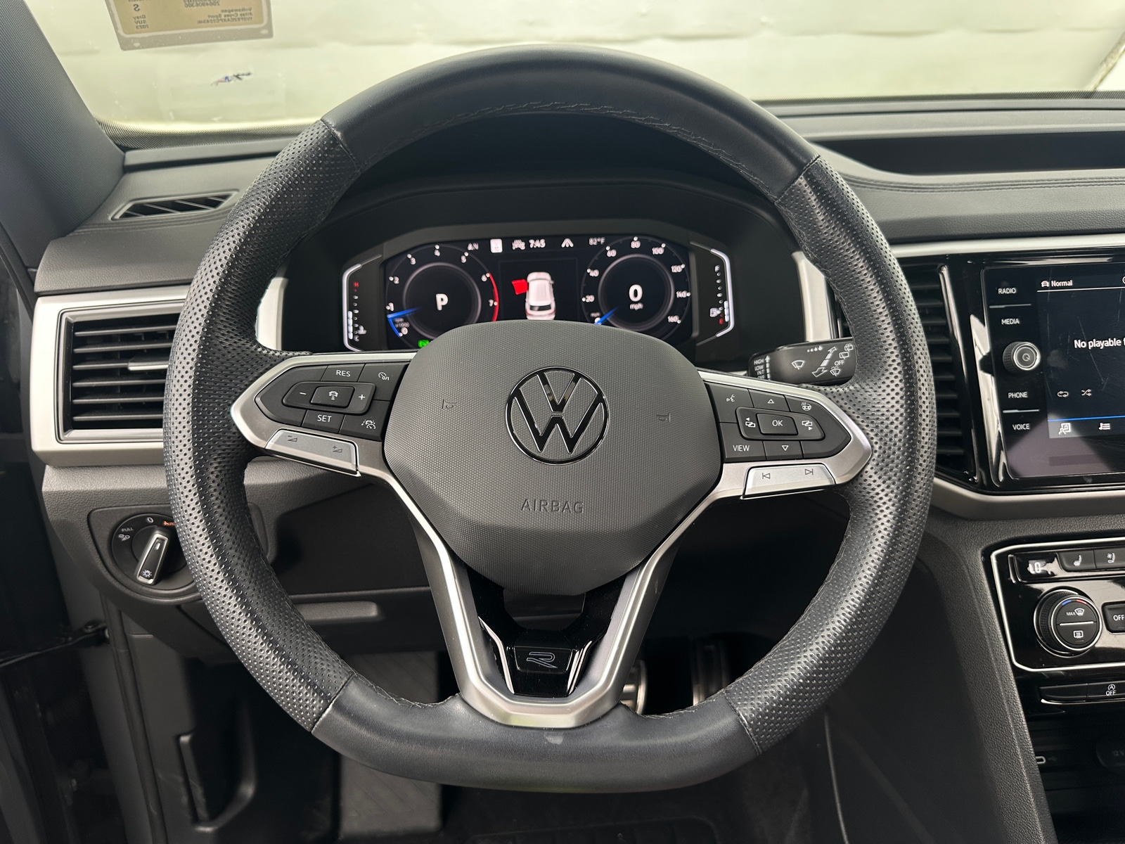 Thumbnail: 2023 Volkswagen Atlas - 4