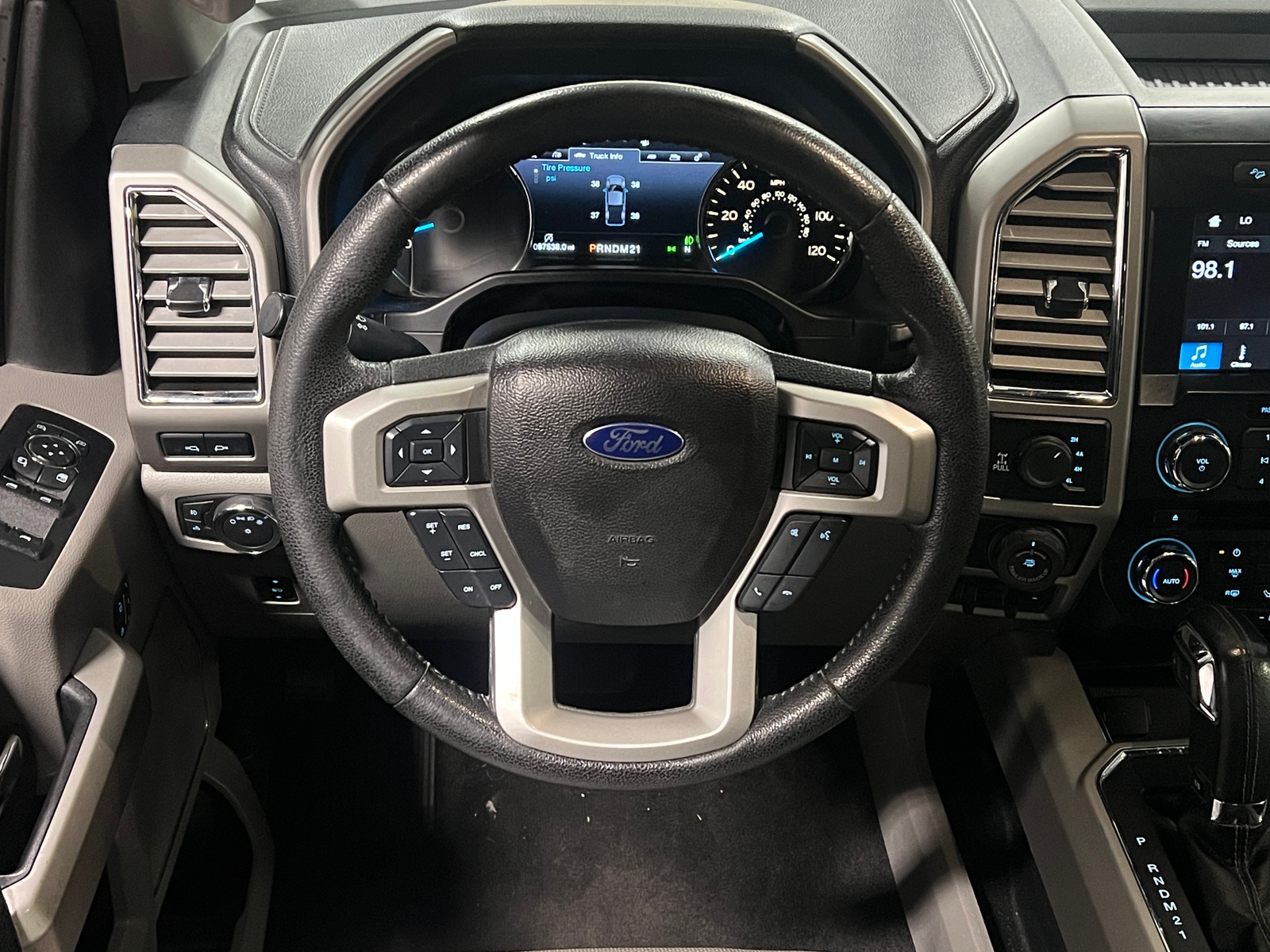 Thumbnail: 2016 Ford Econoline - 4