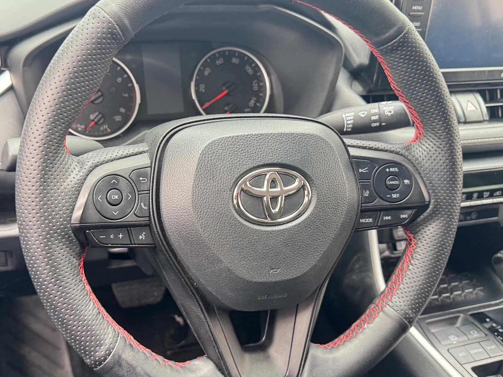 Thumbnail: 2022 Toyota RAV4 - 5