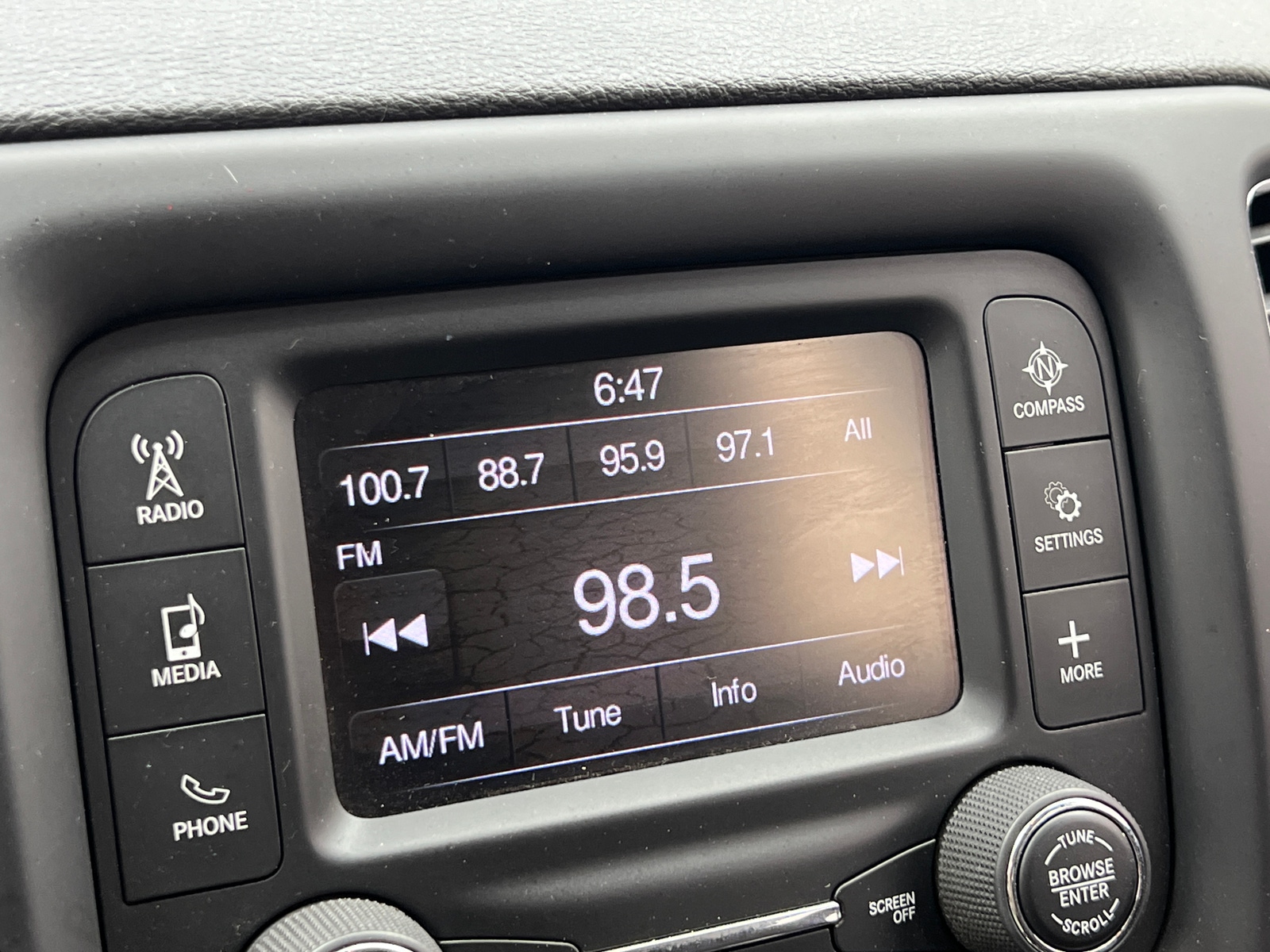 Thumbnail: 2018 Jeep Compass - 4