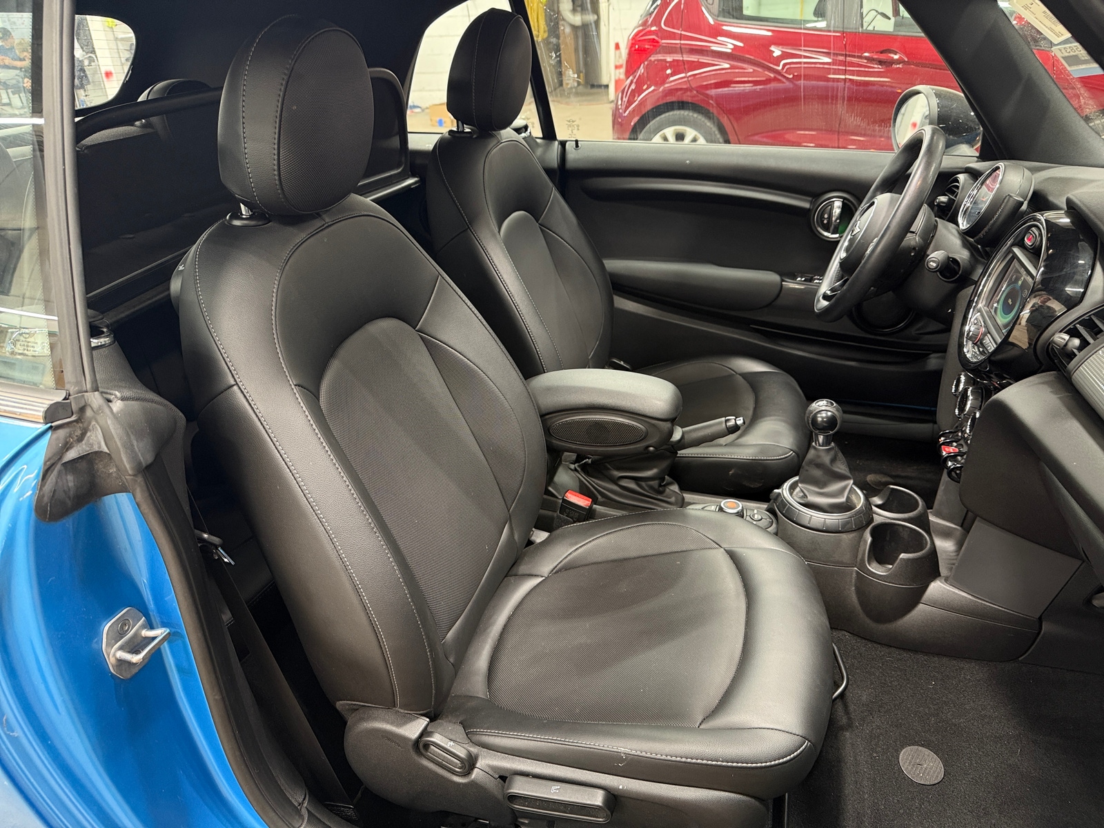Thumbnail: 2016 MINI Cooper Convertible - 2