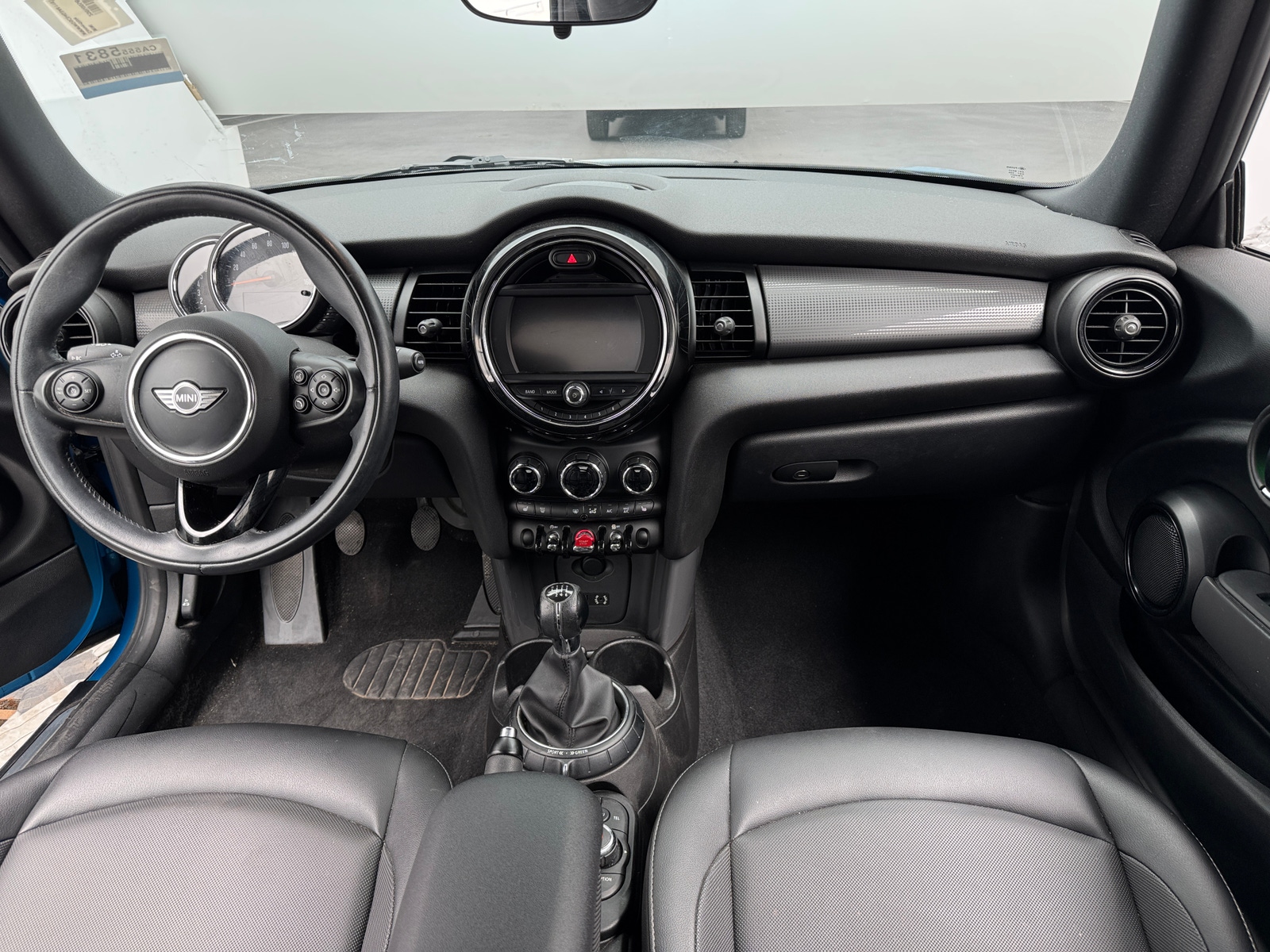 Thumbnail: 2016 MINI Cooper Convertible - 3