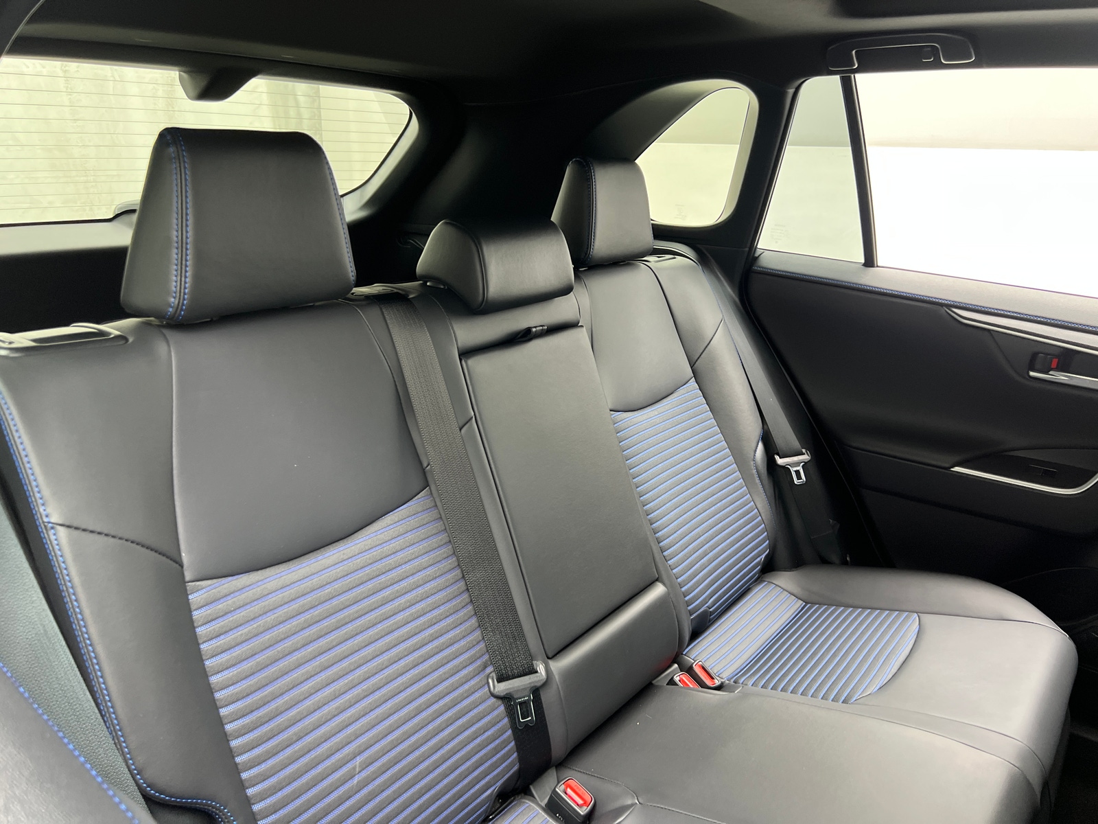 Thumbnail: 2024 Toyota RAV4 - 6