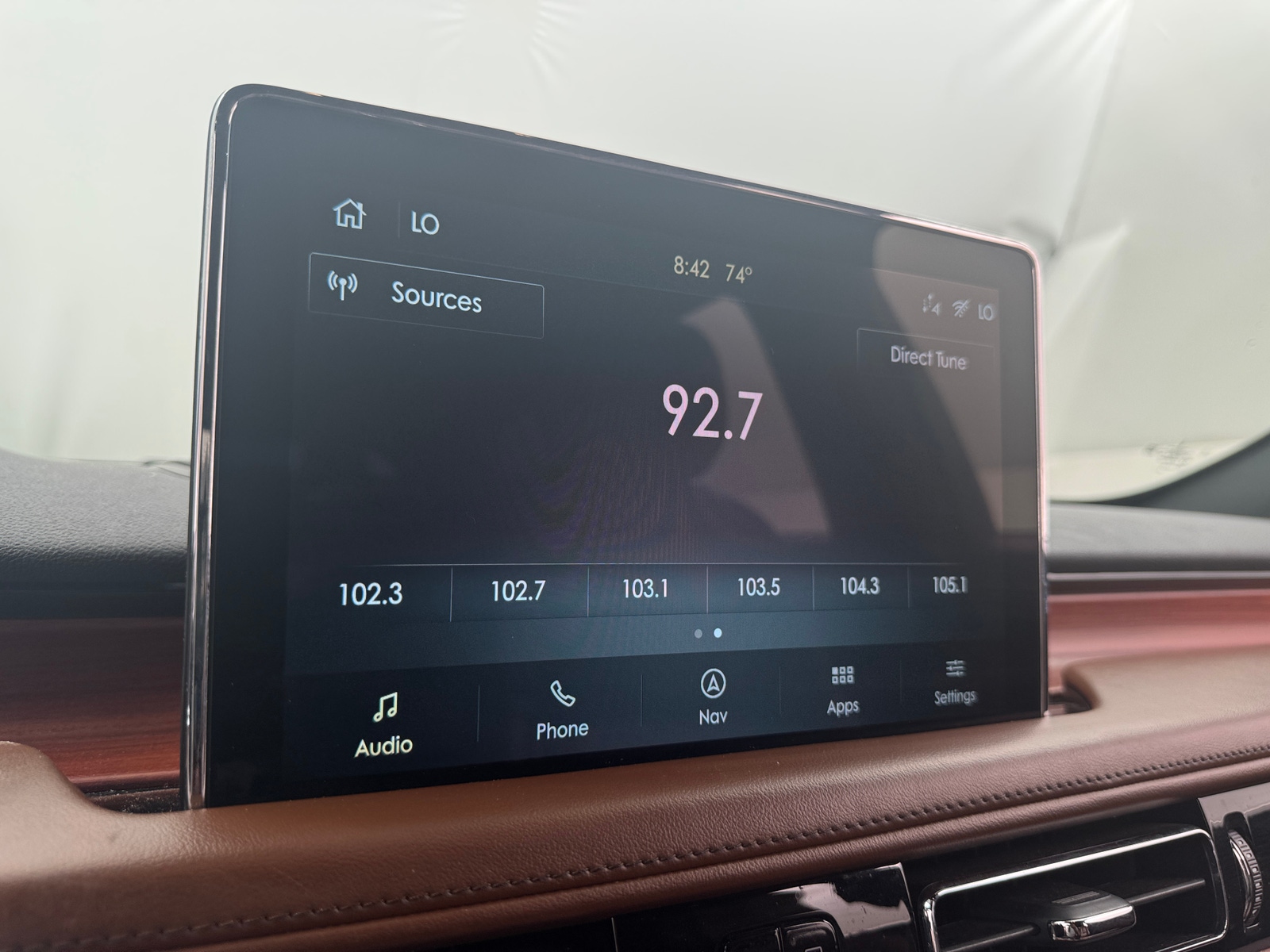Thumbnail: 2020 Lincoln Aviator - 3