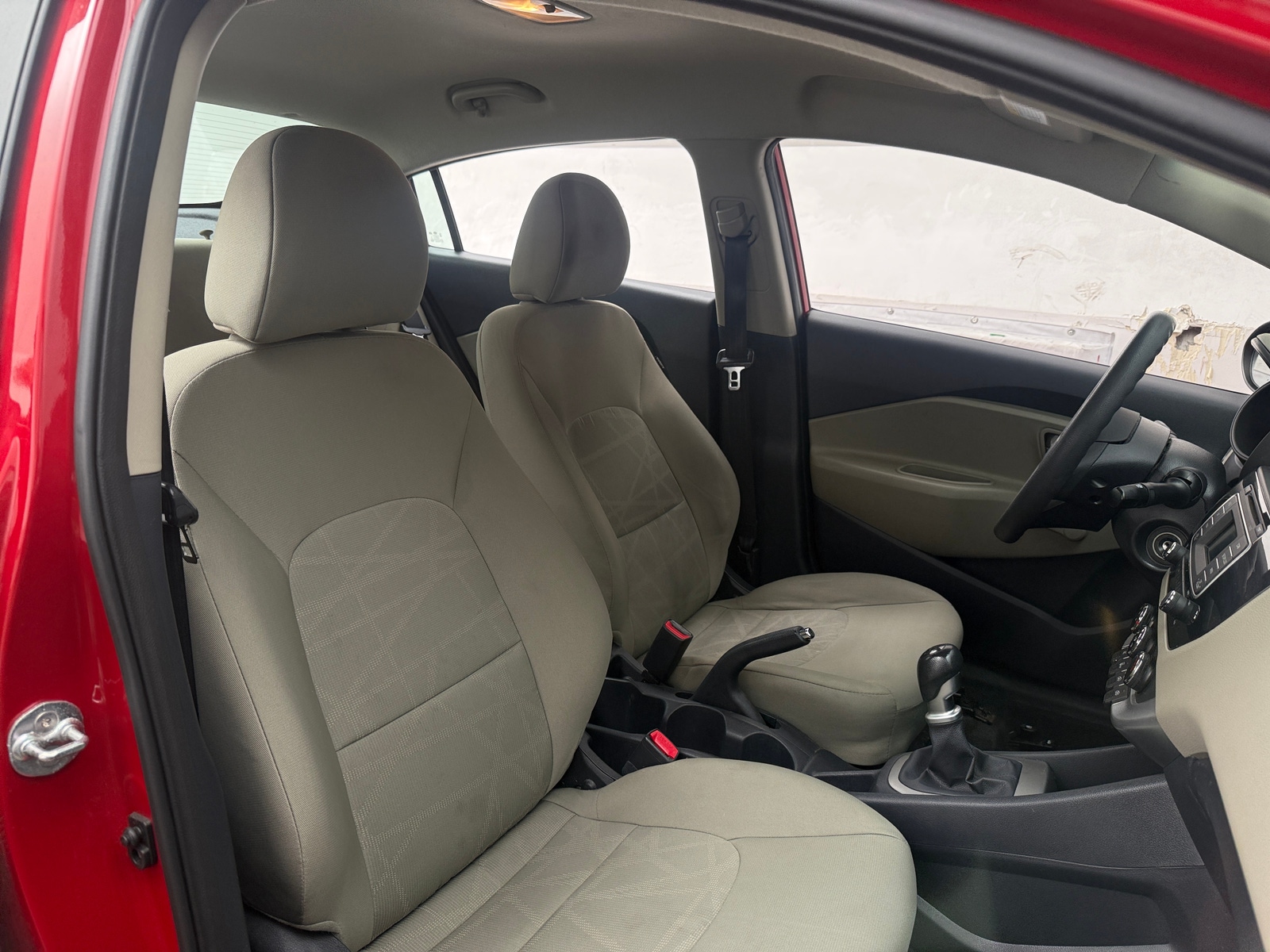Thumbnail: 2017 Kia Rio - 2