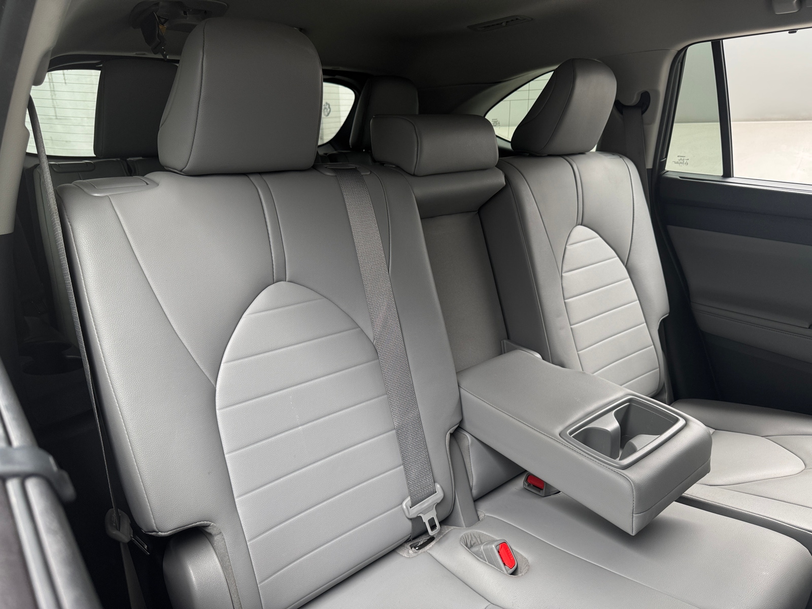 Thumbnail: 2020 Toyota Highlander - 5