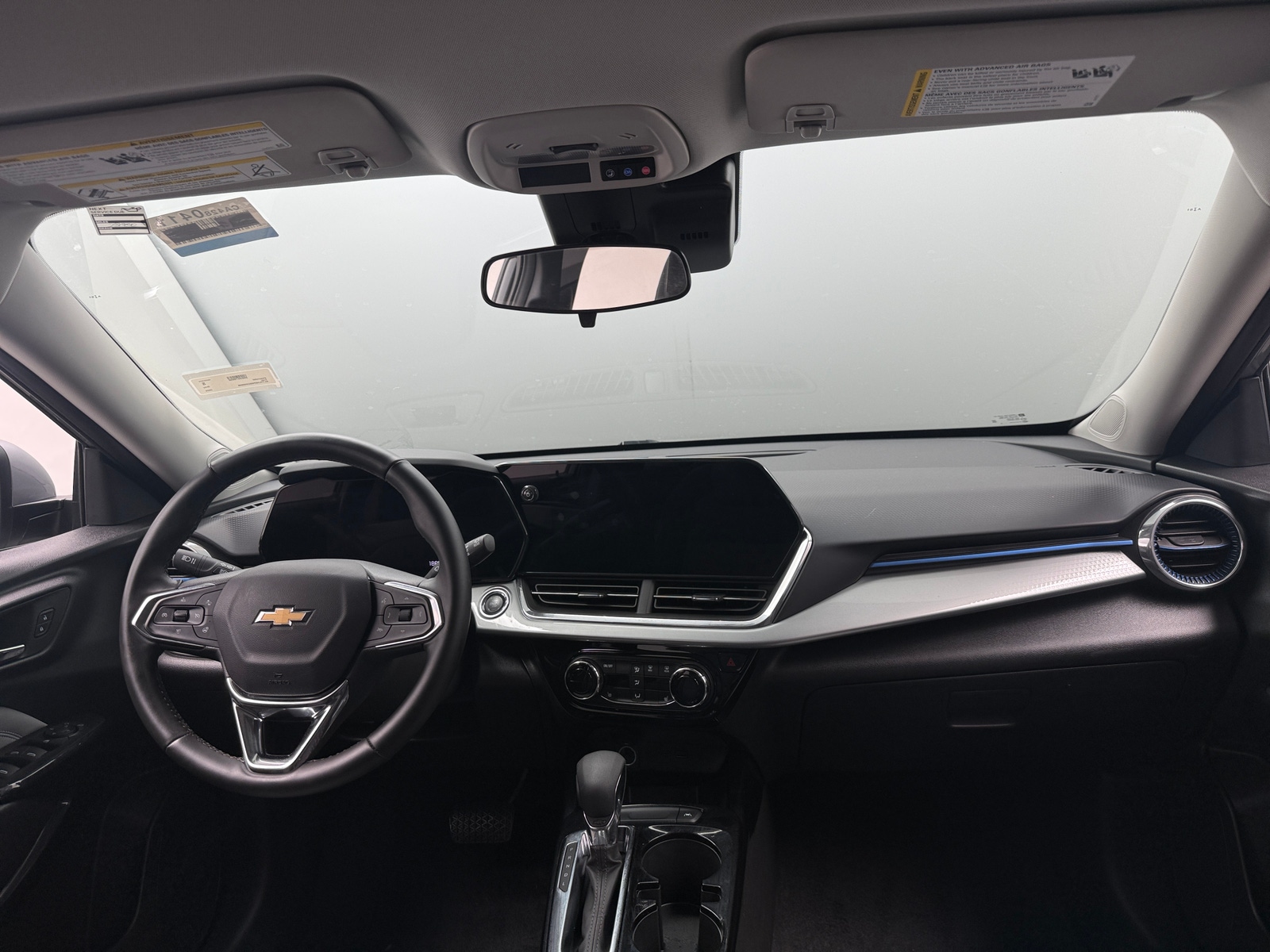Thumbnail: 2025 Chevrolet Trax - 3