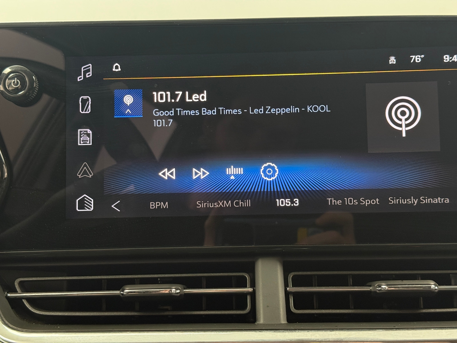 Thumbnail: 2025 Chevrolet Trax - 4