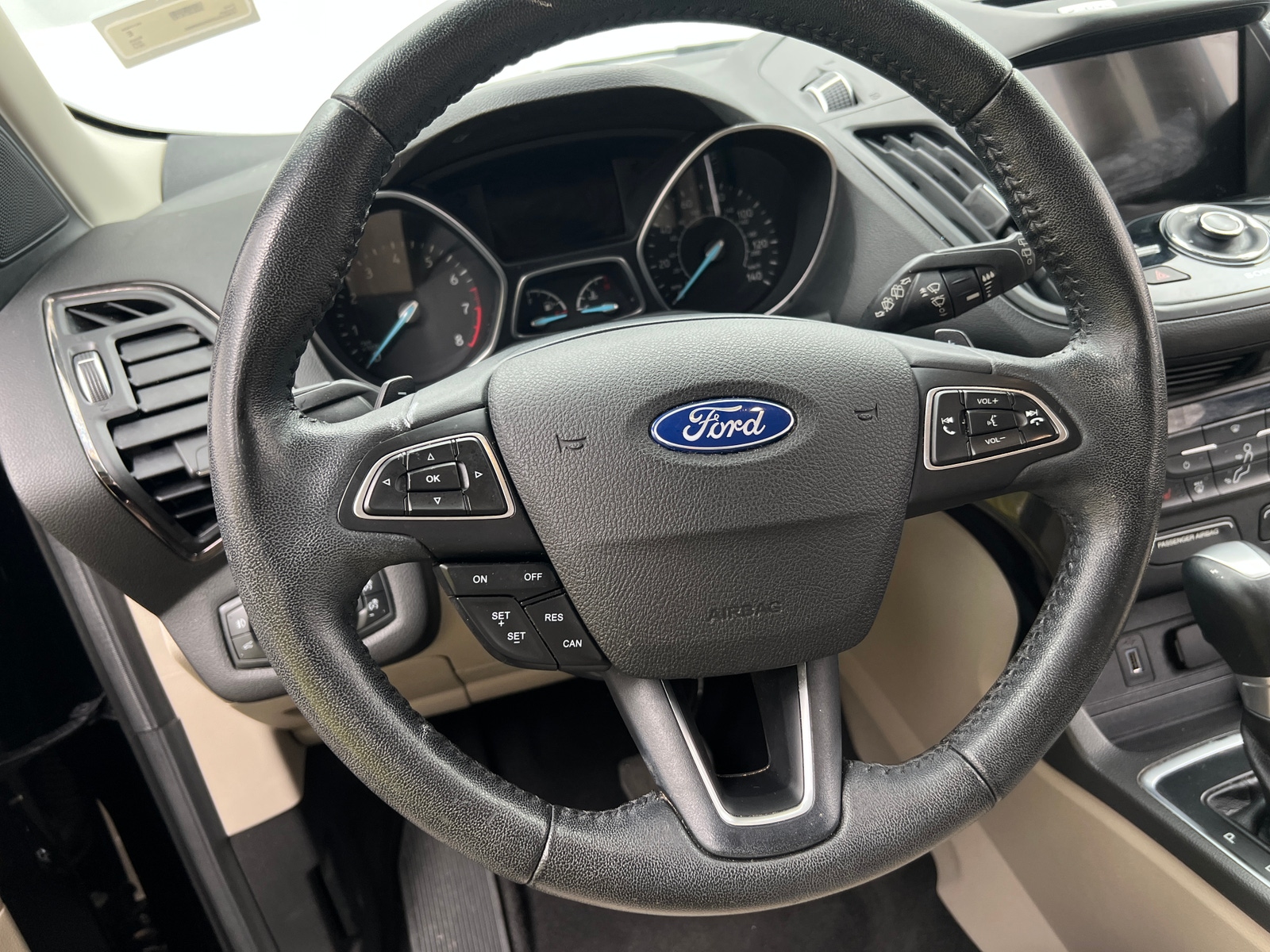 Thumbnail: 2017 Ford Escape - 4