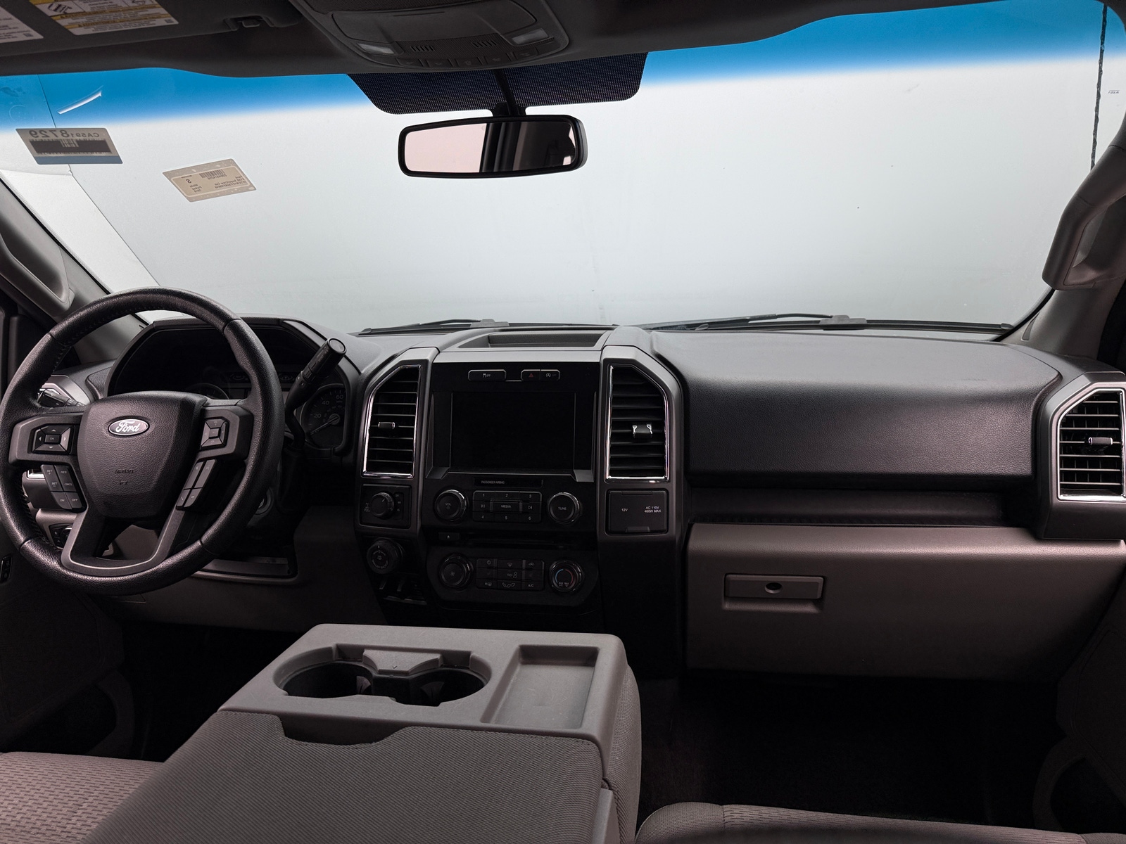 Thumbnail: 2016 Ford Econoline - 3