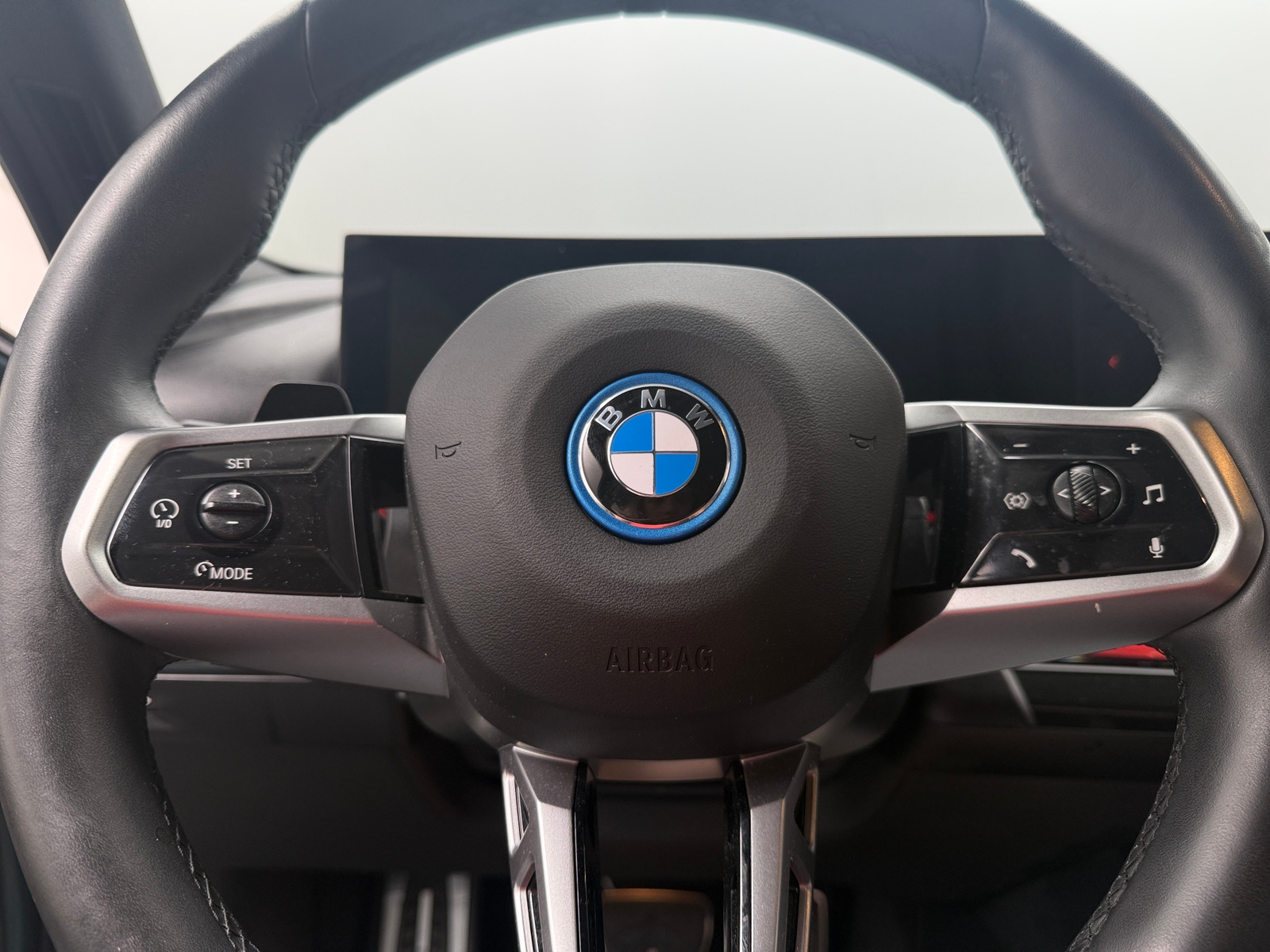 Thumbnail: 2024 BMW i5 - 4