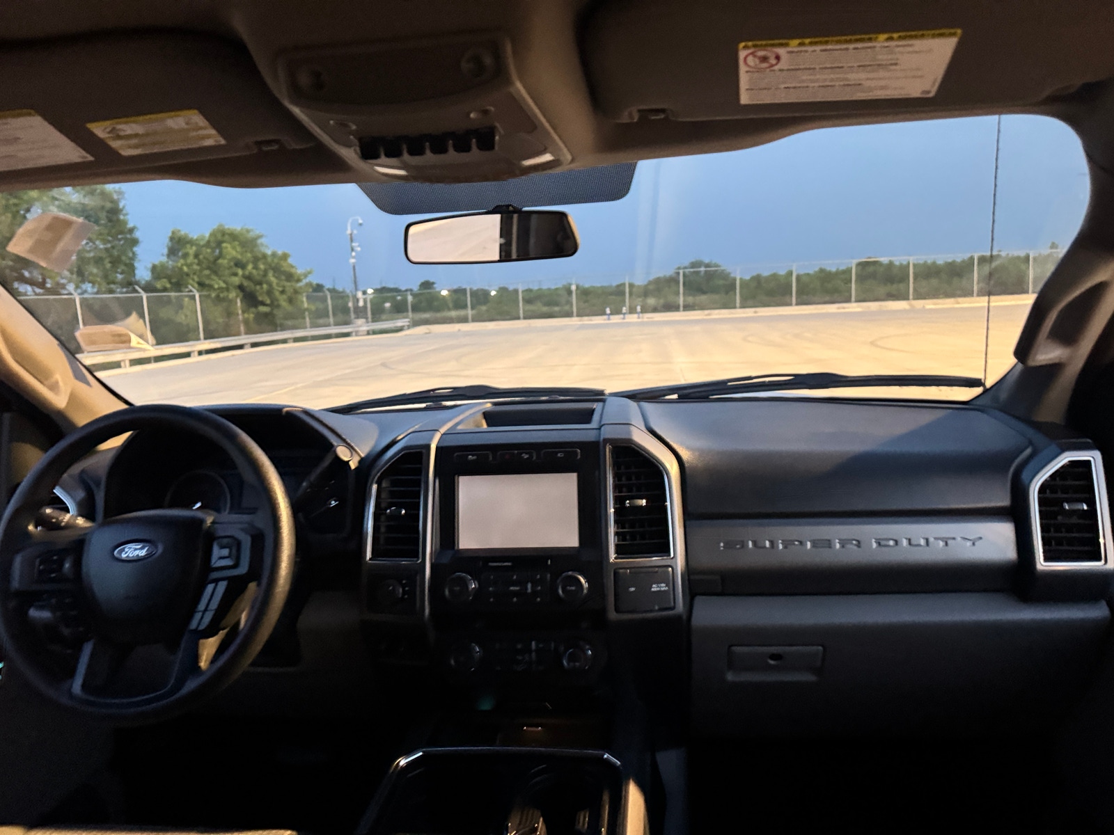 Thumbnail: 2019 Ford Econoline - 3