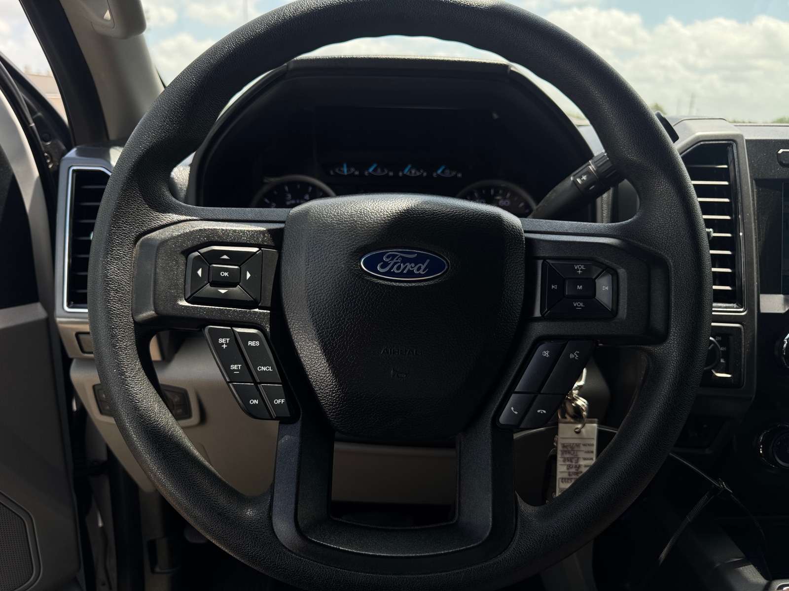 Thumbnail: 2019 Ford Econoline - 5