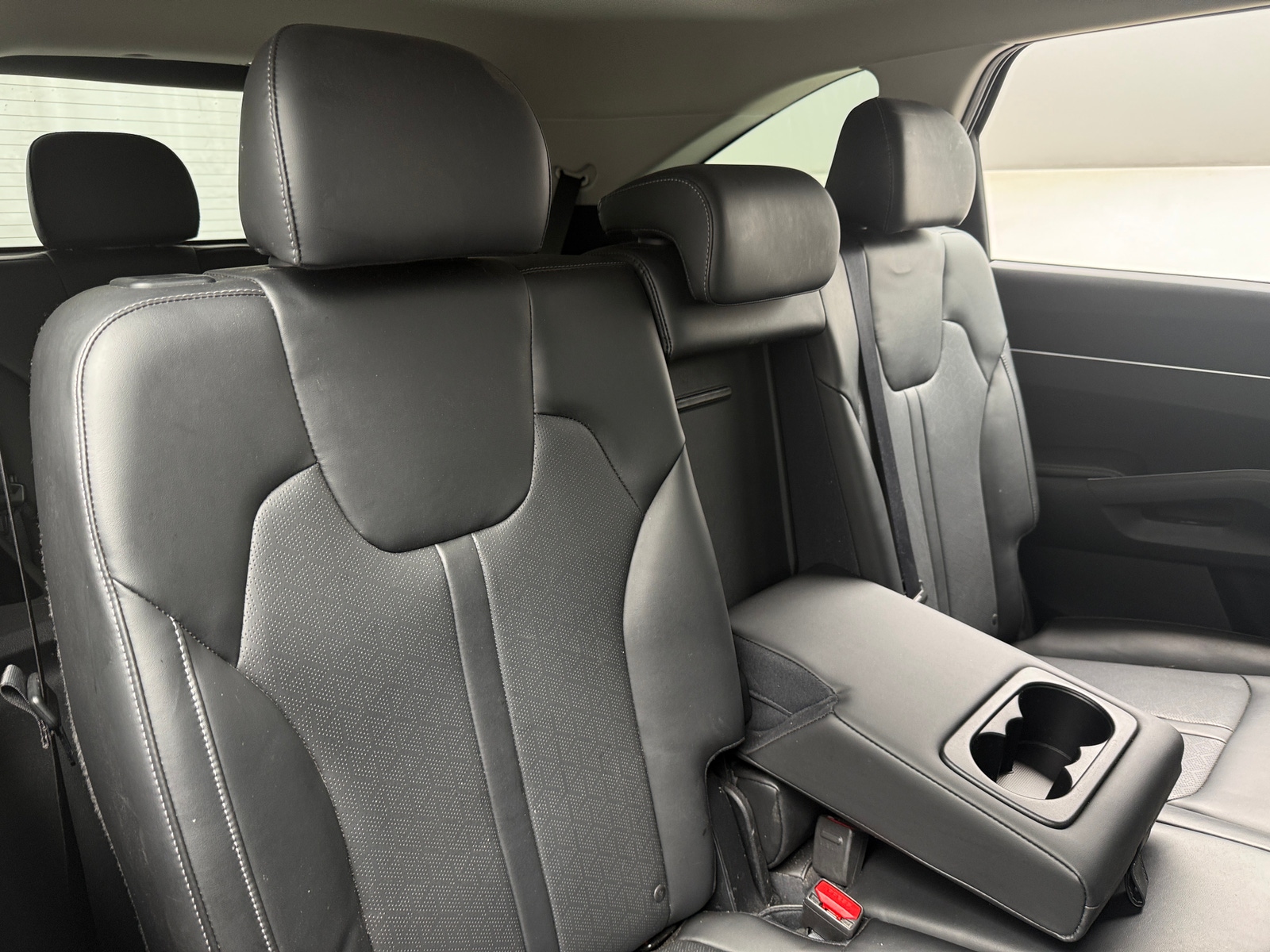 Thumbnail: 2023 Kia Sorento - 5