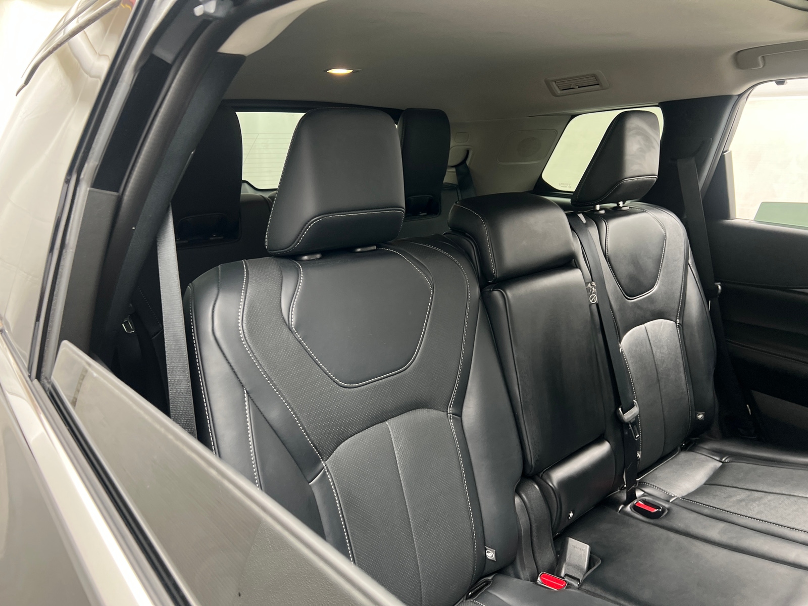 Thumbnail: 2023 INFINITI QX60 - 5