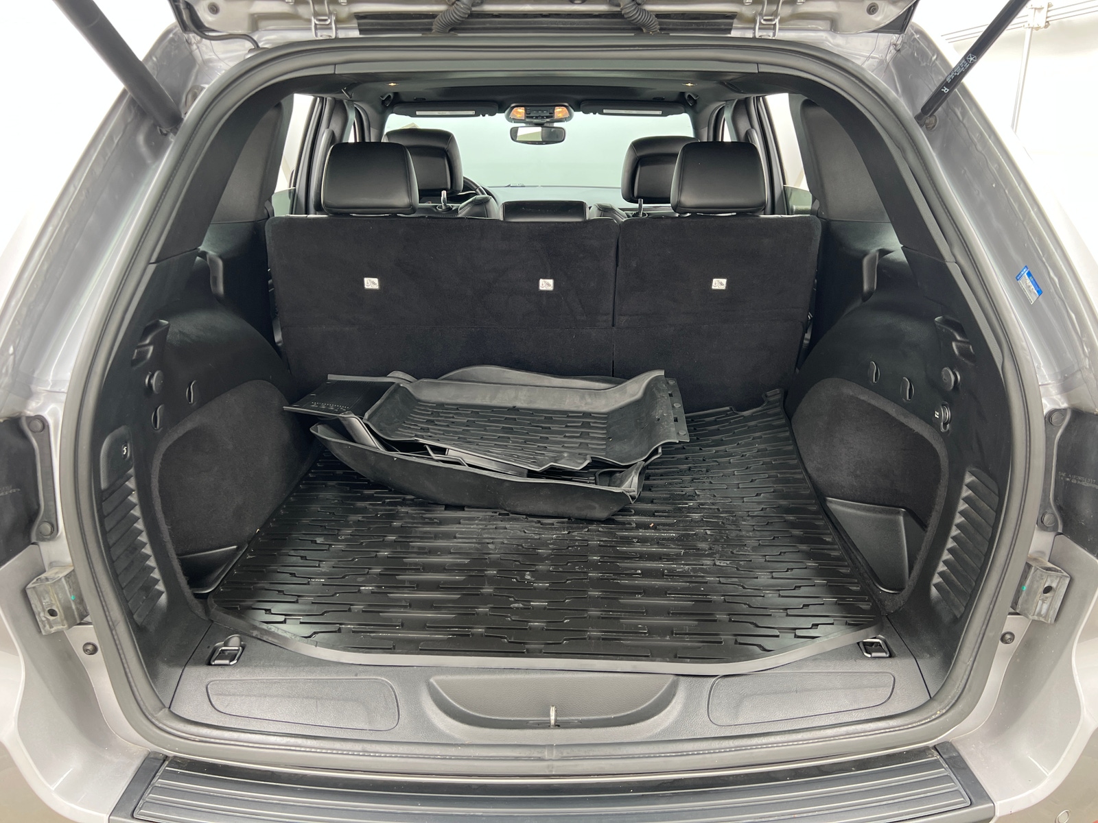 Thumbnail: 2020 Jeep Grand Cherokee - 7
