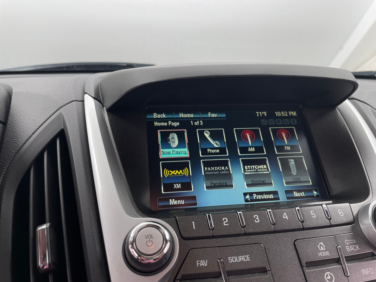 Thumbnail: 2017 Chevrolet Equinox - 4