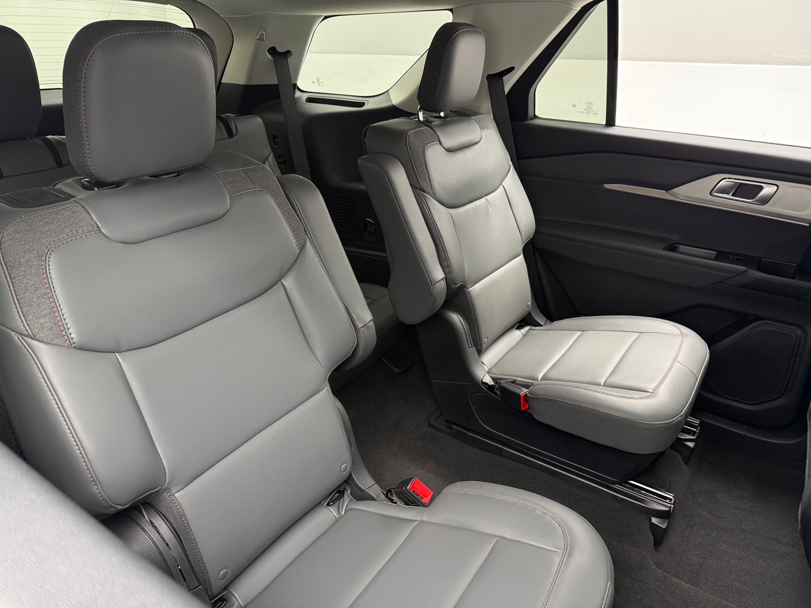 Thumbnail: 2026 Ford Explorer - 6