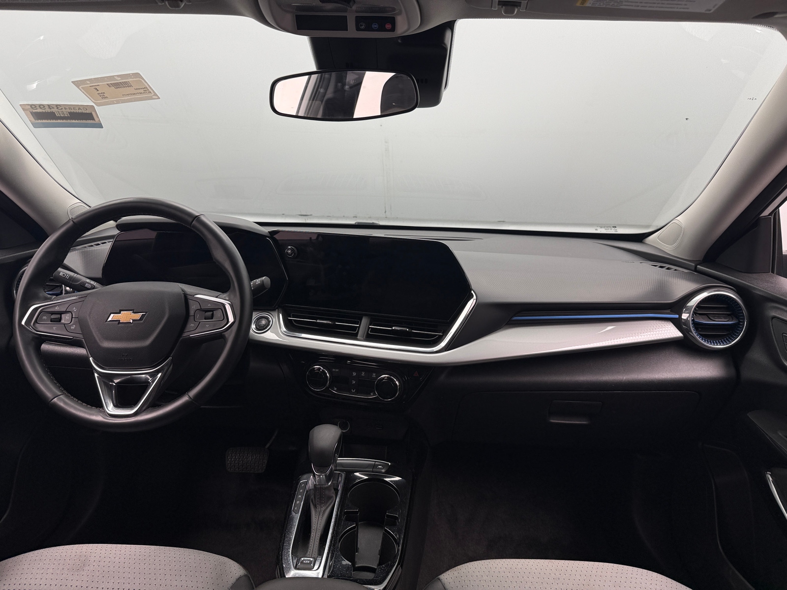 Thumbnail: 2025 Chevrolet Trax - 3