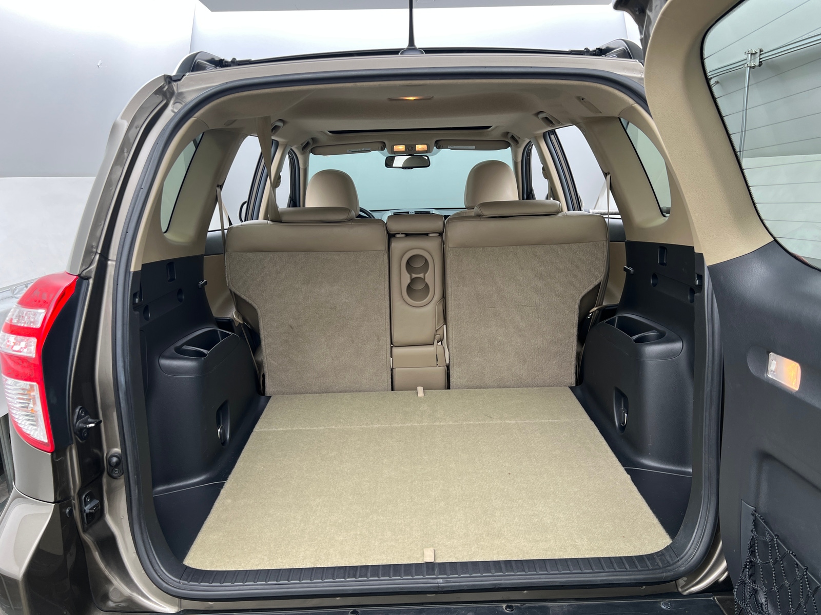 Thumbnail: 2010 Toyota RAV4 - 7