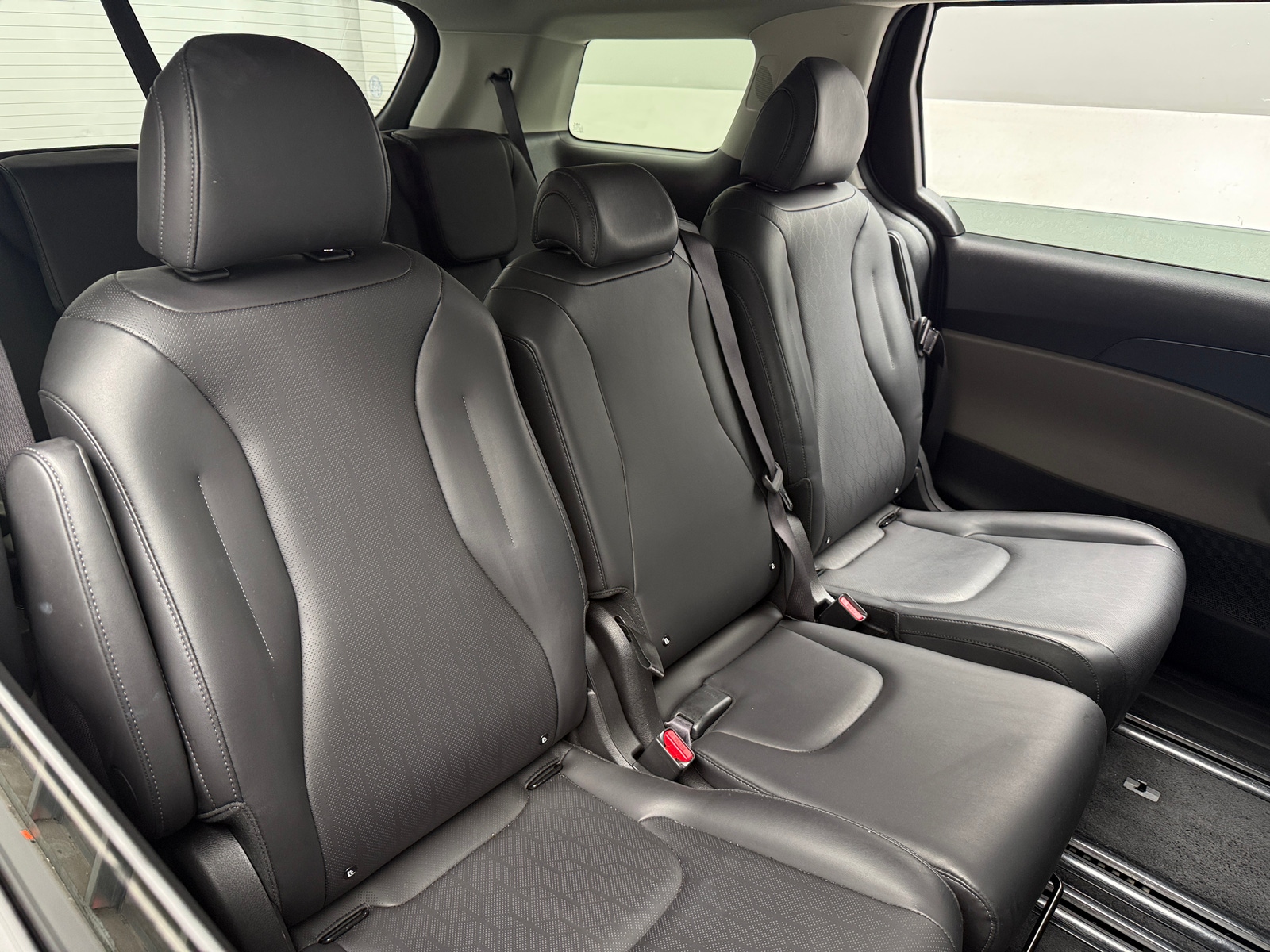 Thumbnail: 2026 Kia Carnival - 5