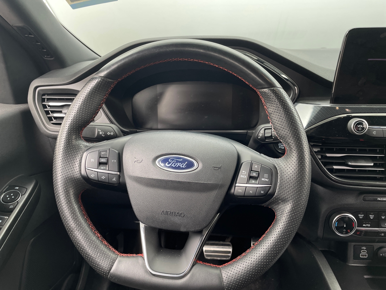 Thumbnail: 2024 Ford Escape - 5