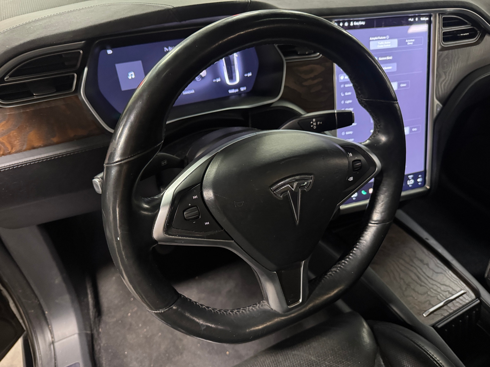 Thumbnail: 2016 Tesla Model X - 4