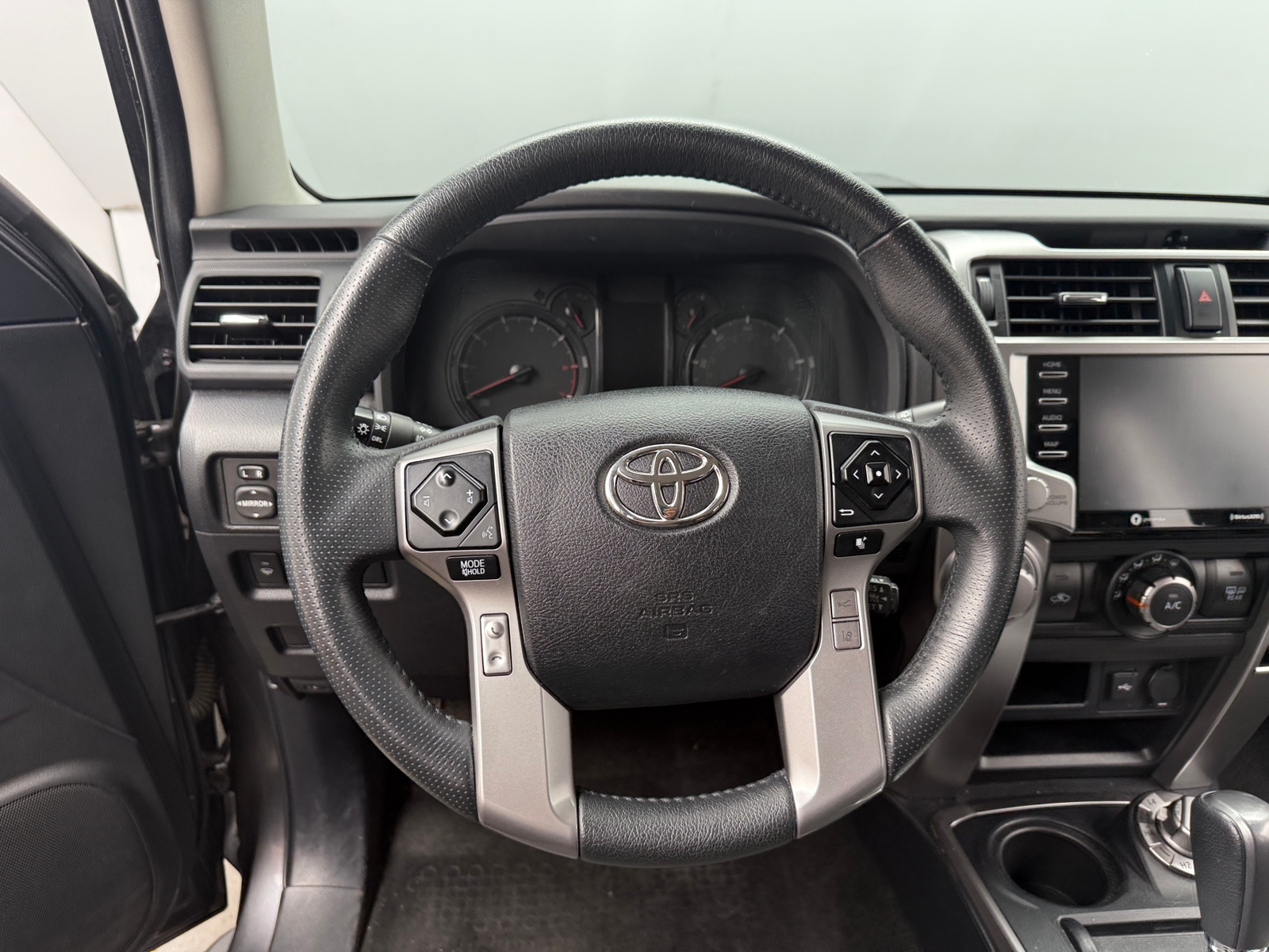 Thumbnail: 2020 Toyota 4Runner - 5