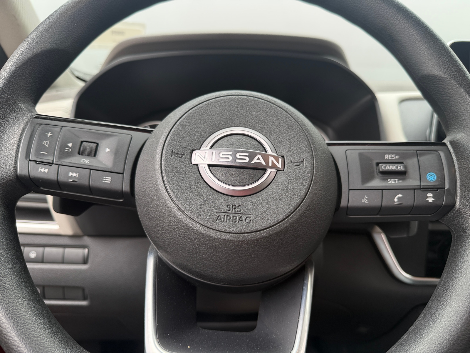 Thumbnail: 2023 Nissan Rogue - 5