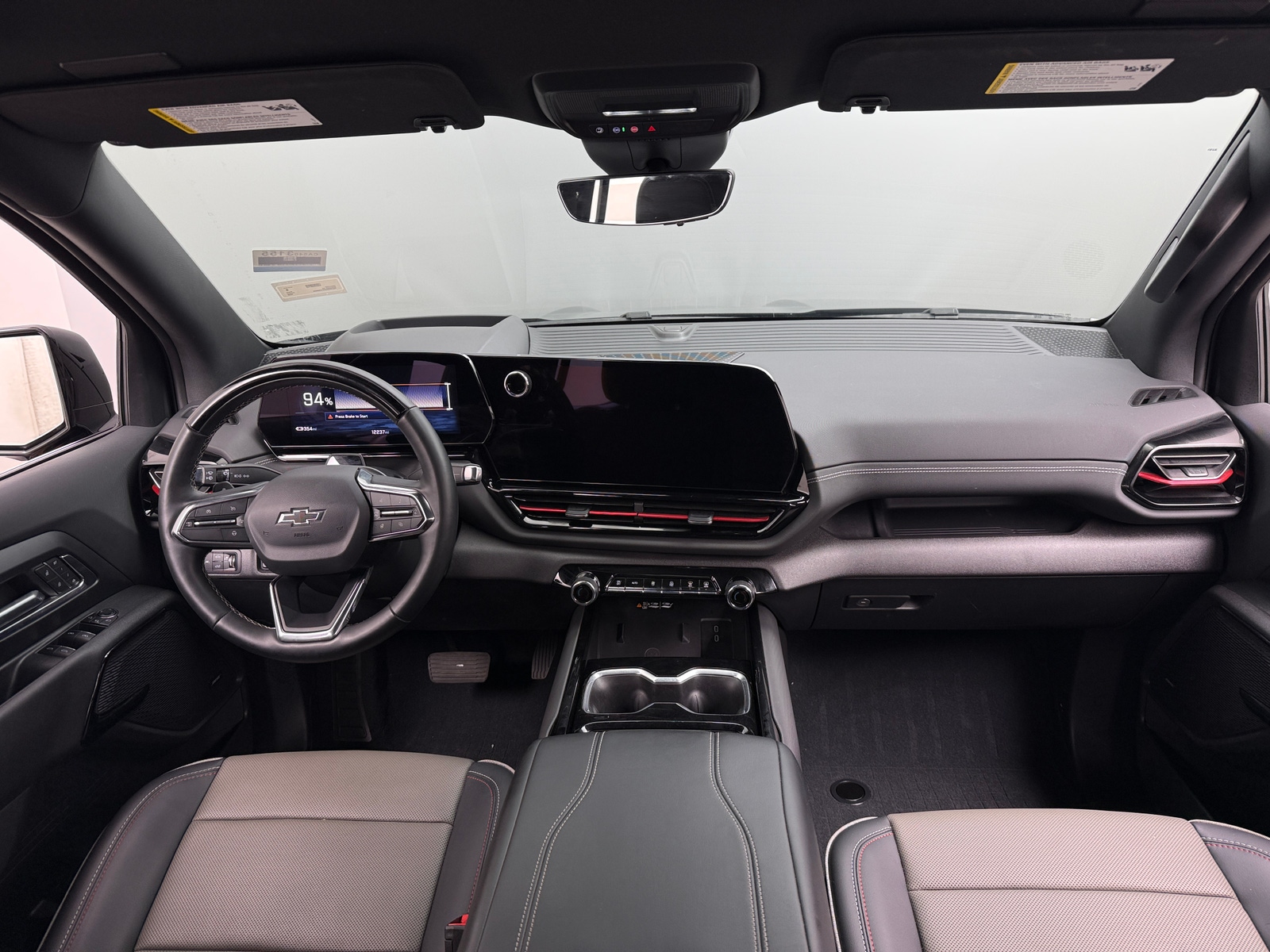 Thumbnail: 2026 Chevrolet Silverado EV - 3