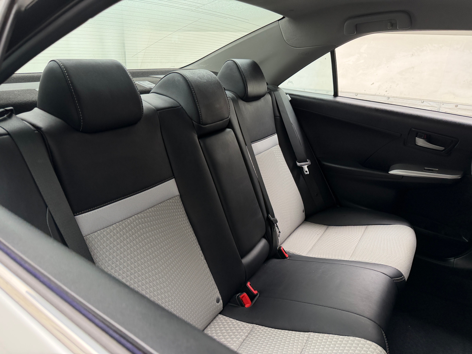 Thumbnail: 2012 Toyota Camry - 6